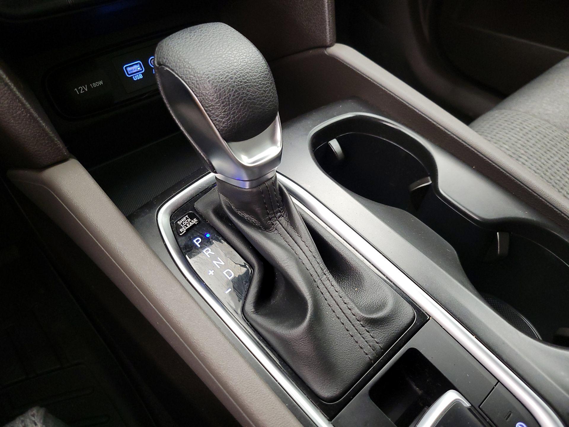 Thumbnail: 2020 Hyundai Santa Fe - 17