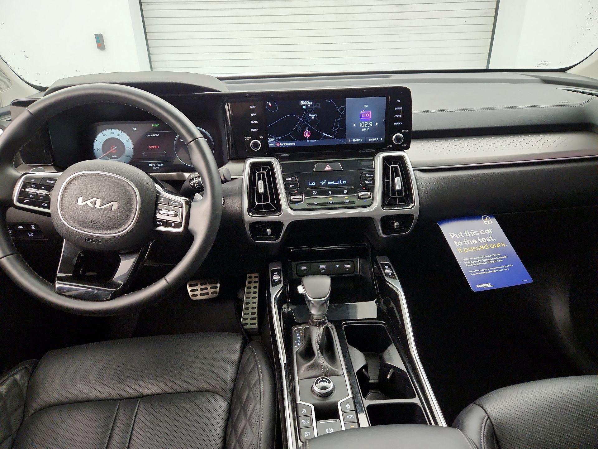 Thumbnail: 2022 Kia Sorento - 9
