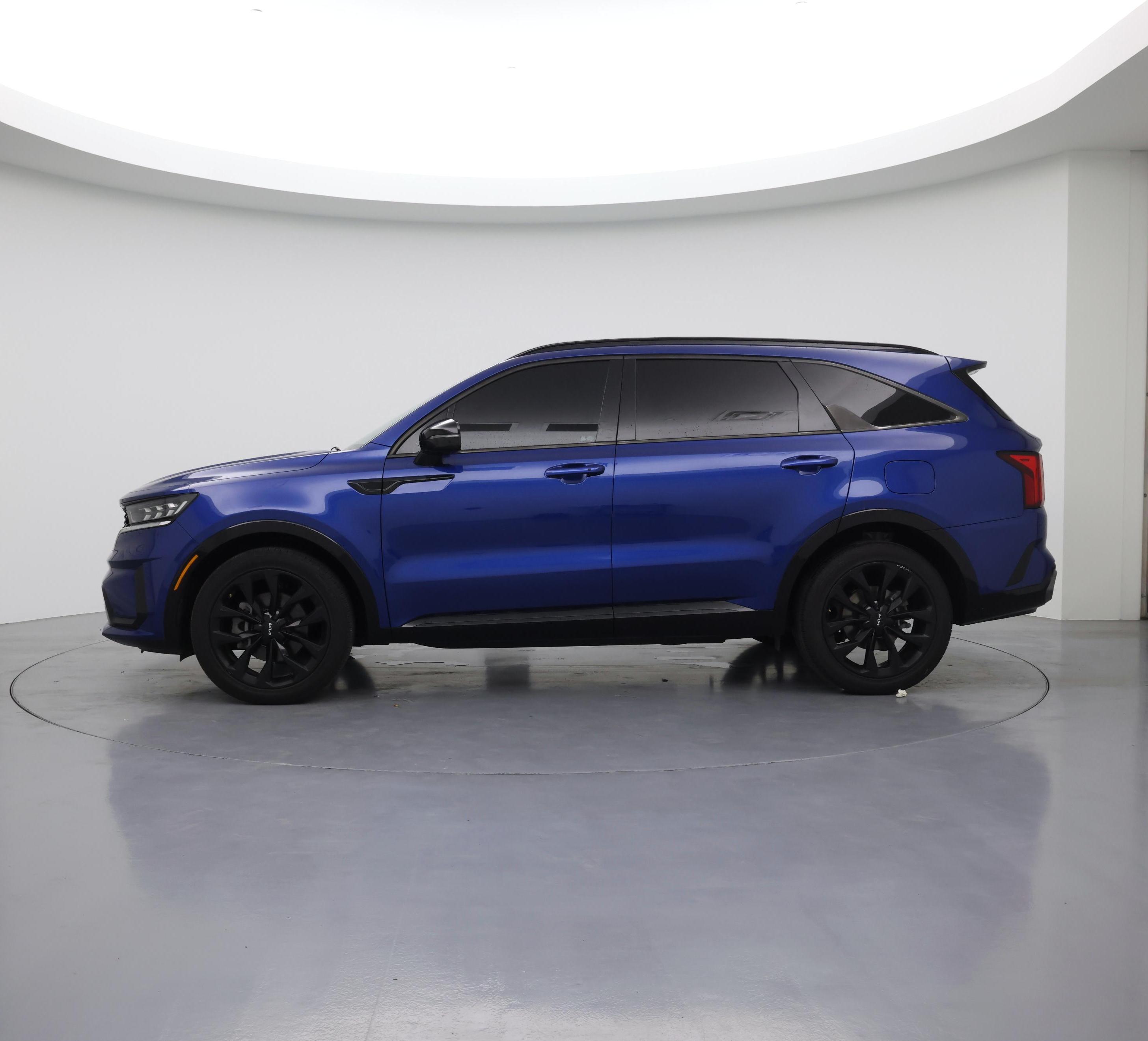 Thumbnail: 2022 Kia Sorento - 3