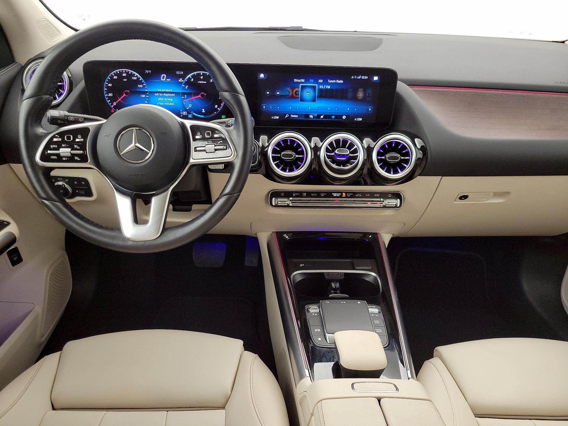 Thumbnail: 2023 Mercedes-Benz GLA - 9