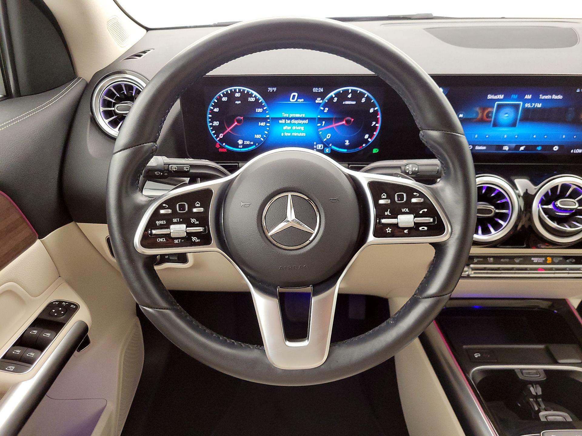 Thumbnail: 2023 Mercedes-Benz GLA - 10