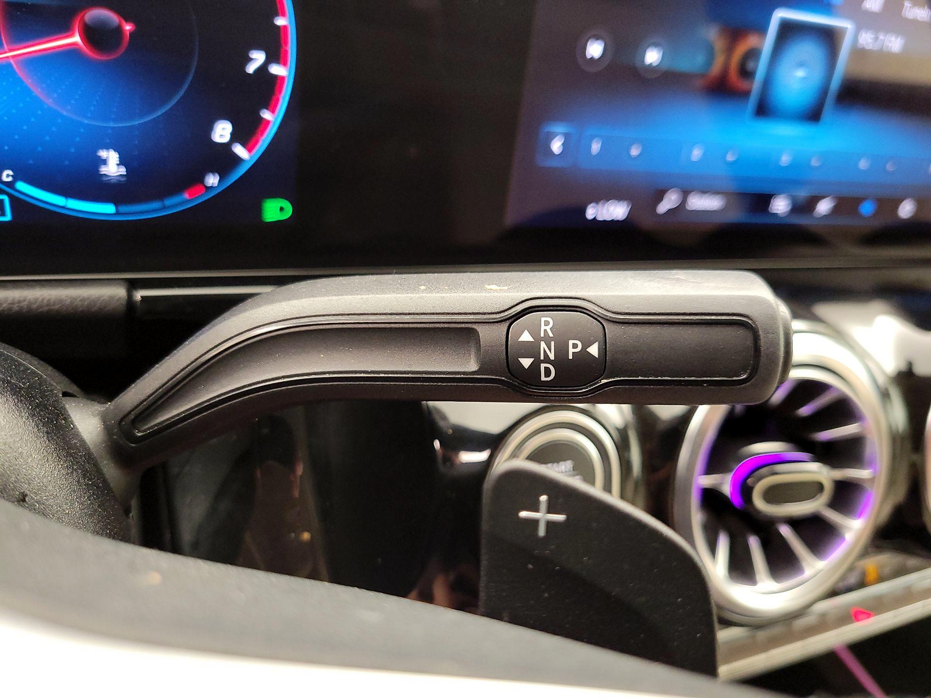 Thumbnail: 2023 Mercedes-Benz GLA - 17