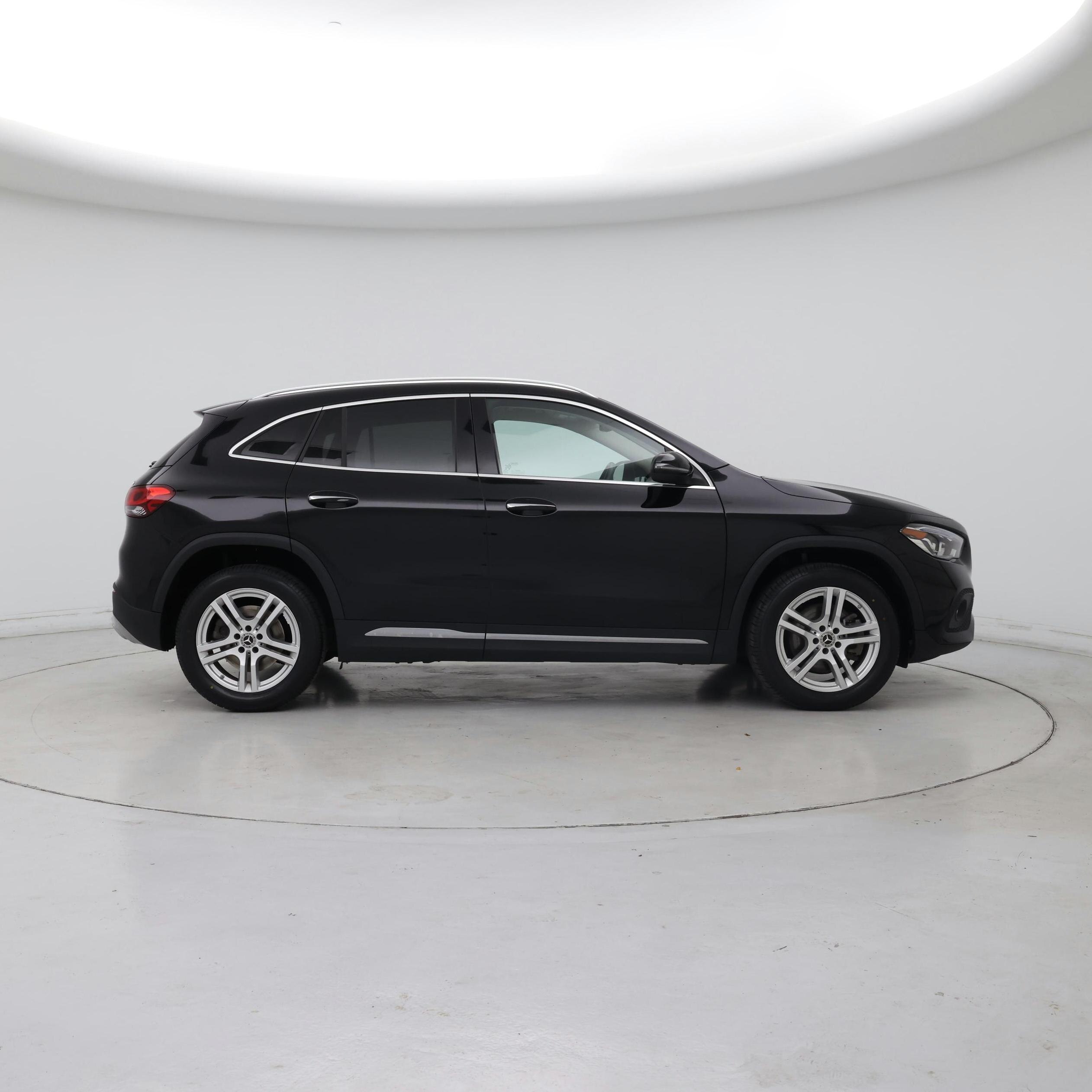 Thumbnail: 2023 Mercedes-Benz GLA - 7