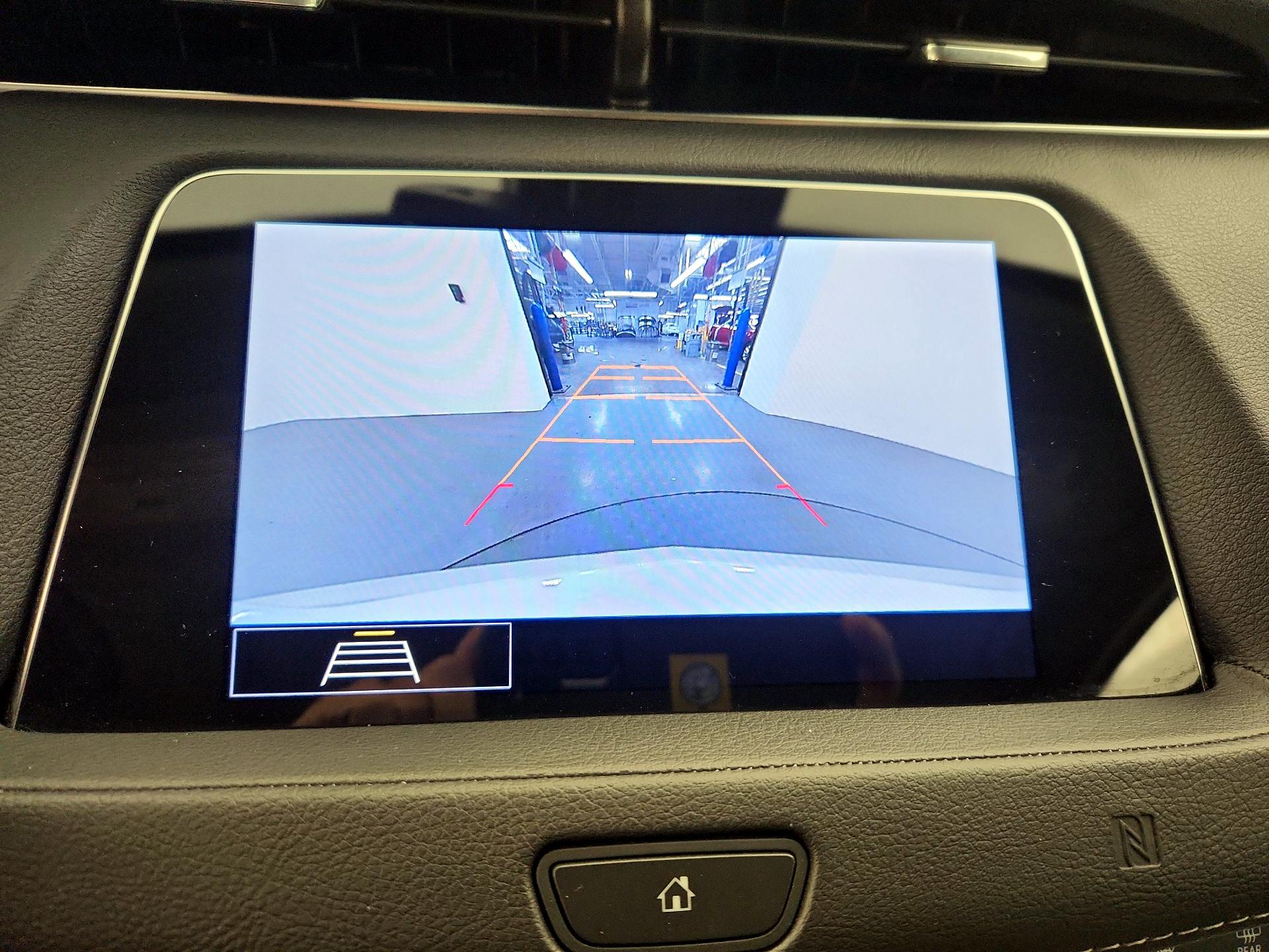 Thumbnail: 2020 Cadillac XT4 - 15