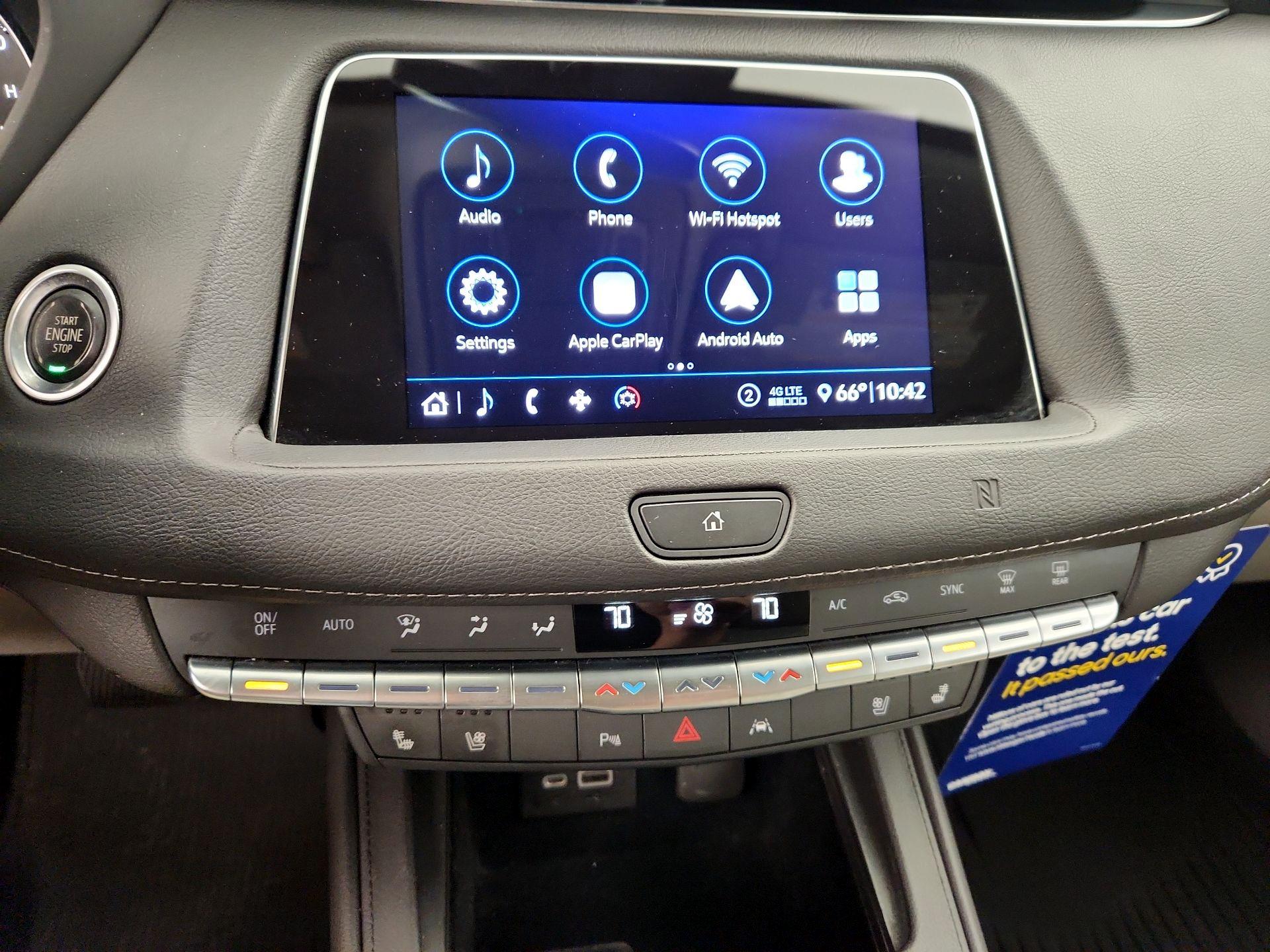 Thumbnail: 2020 Cadillac XT4 - 17