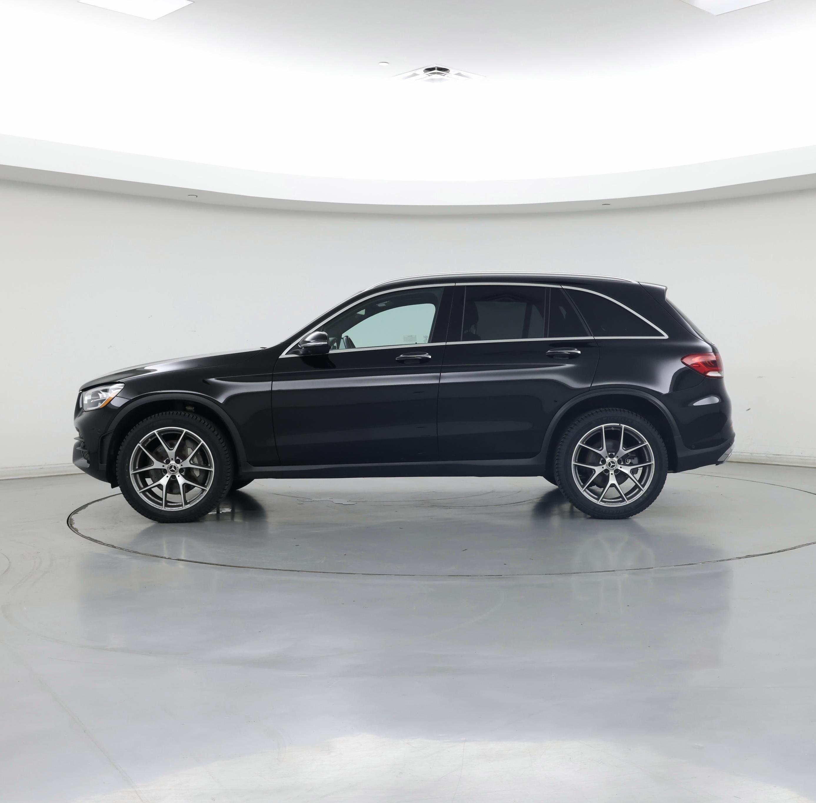 Thumbnail: 2022 Mercedes-Benz GLC - 3