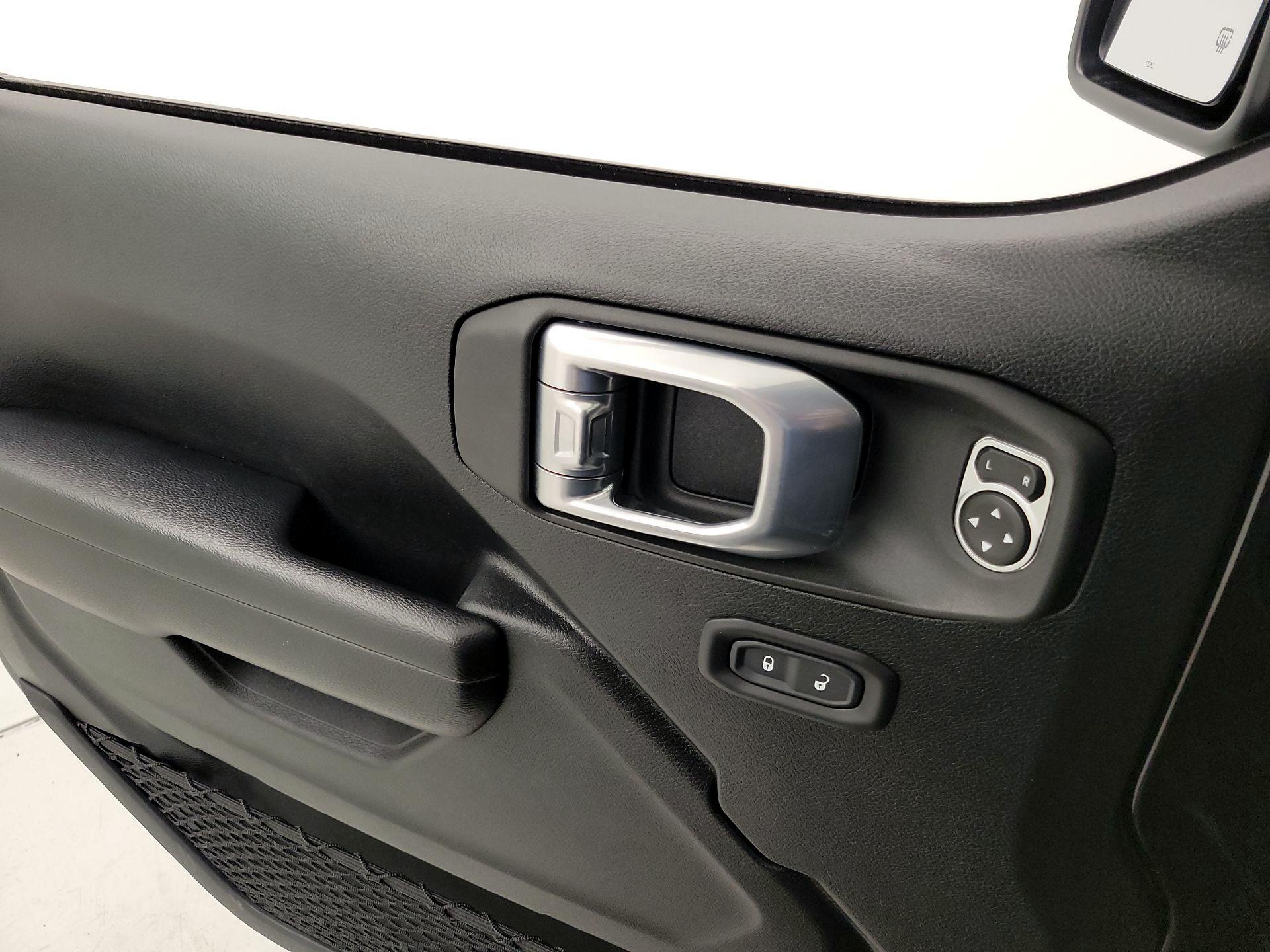 Thumbnail: 2021 Jeep Wrangler - 12