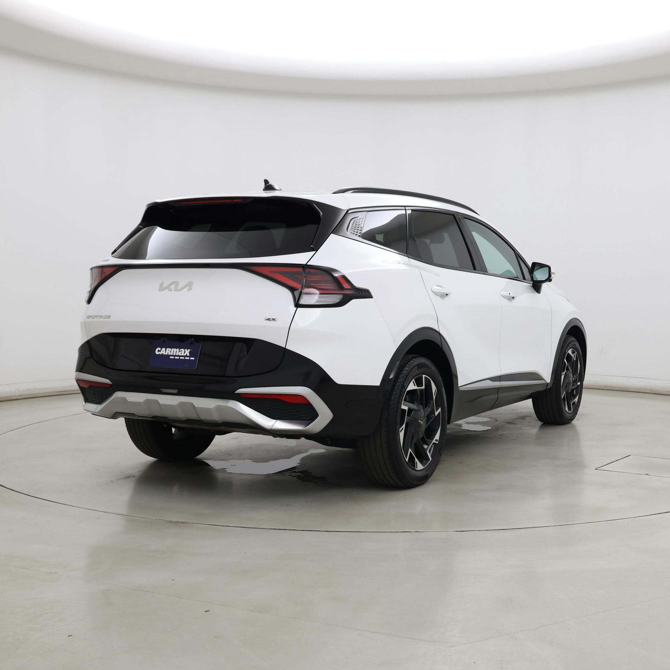 Thumbnail: 2023 Kia Sportage - 8