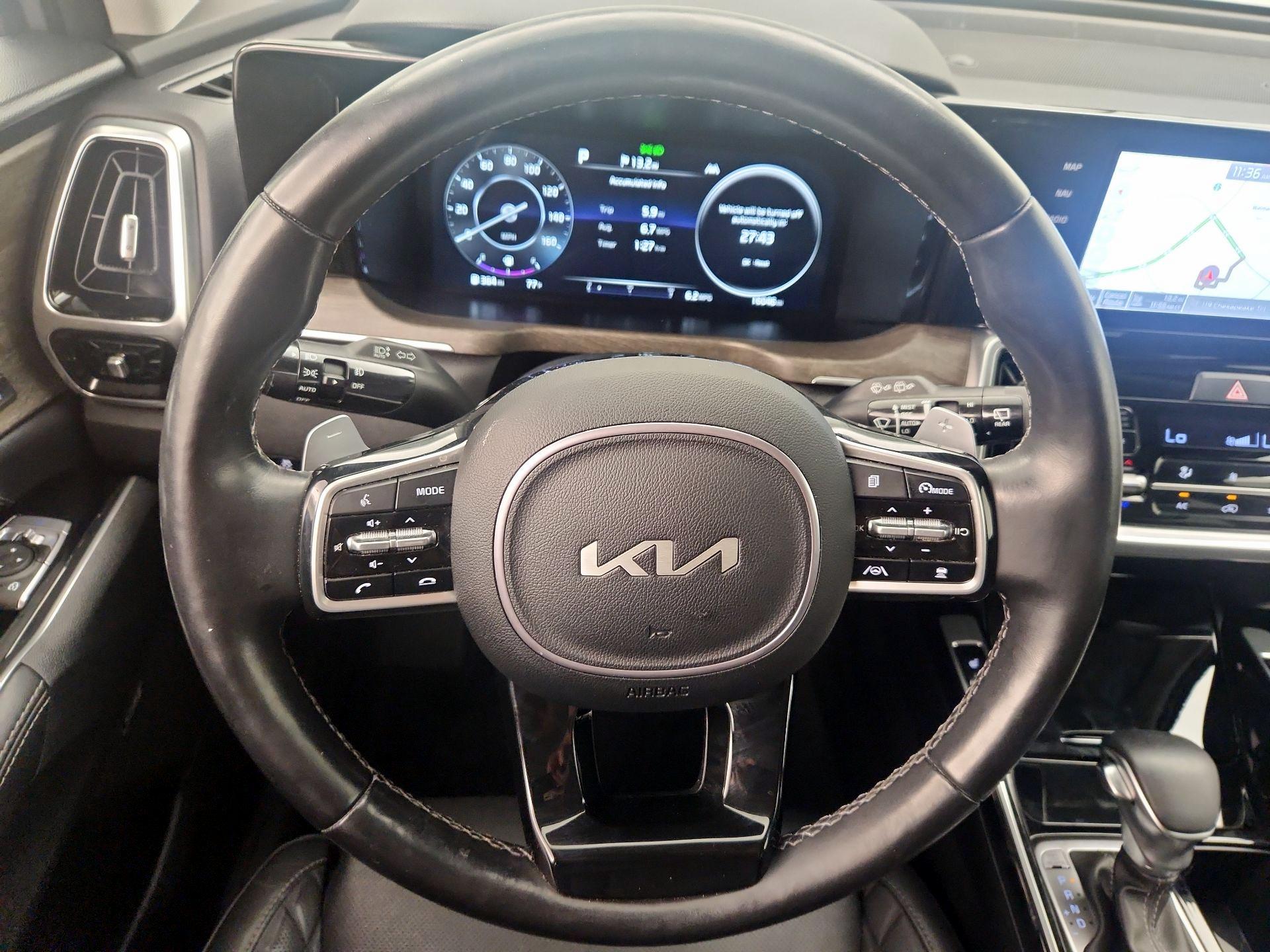 Thumbnail: 2023 Kia Sorento - 10
