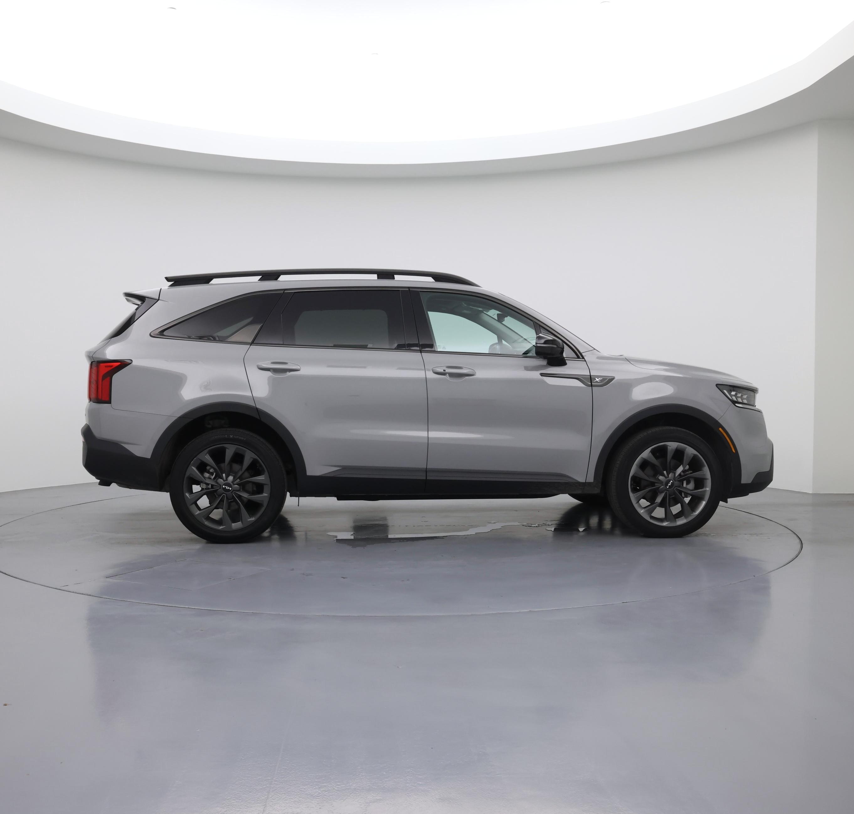 Thumbnail: 2023 Kia Sorento - 7
