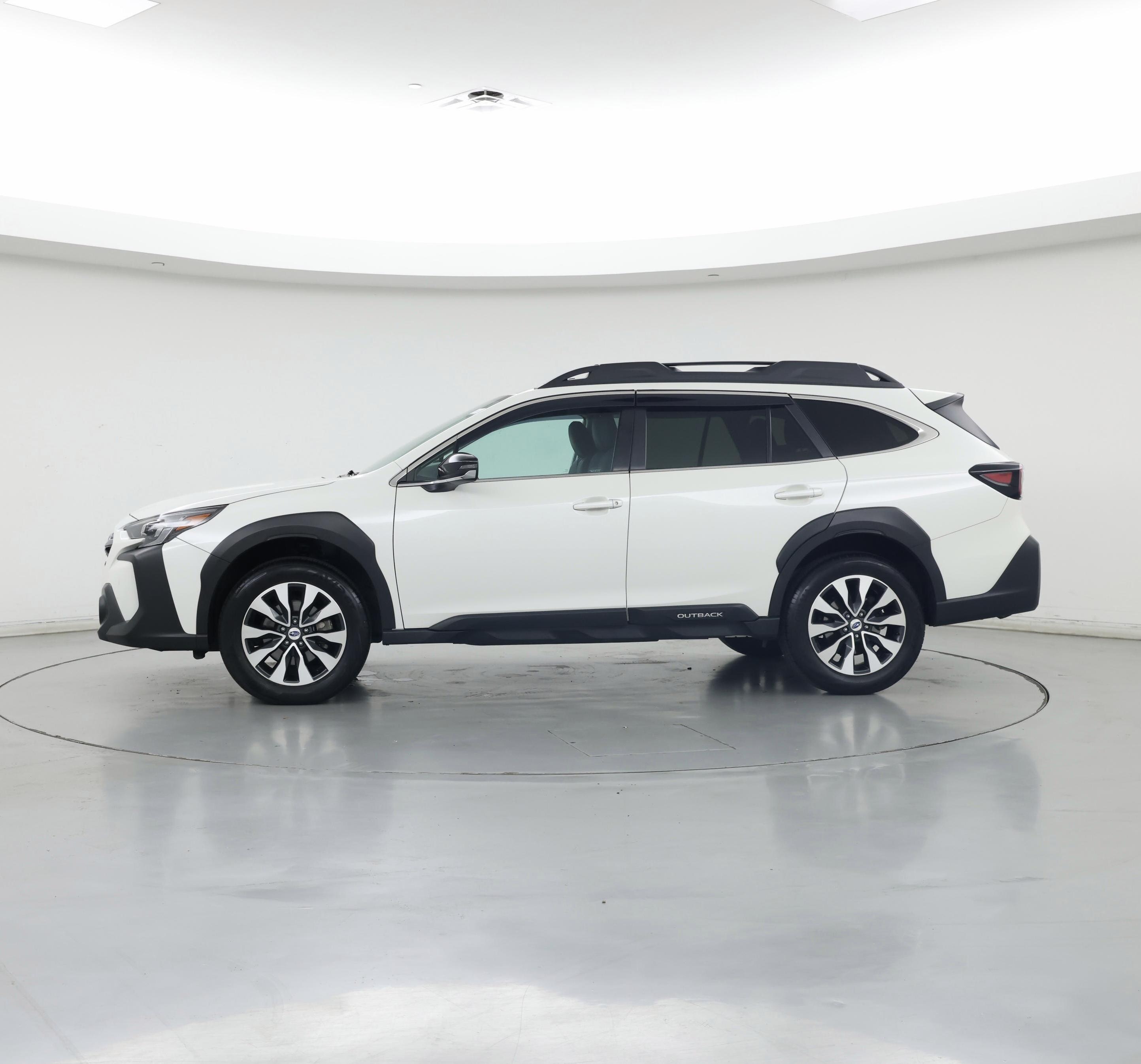 Thumbnail: 2023 Subaru Outback - 3