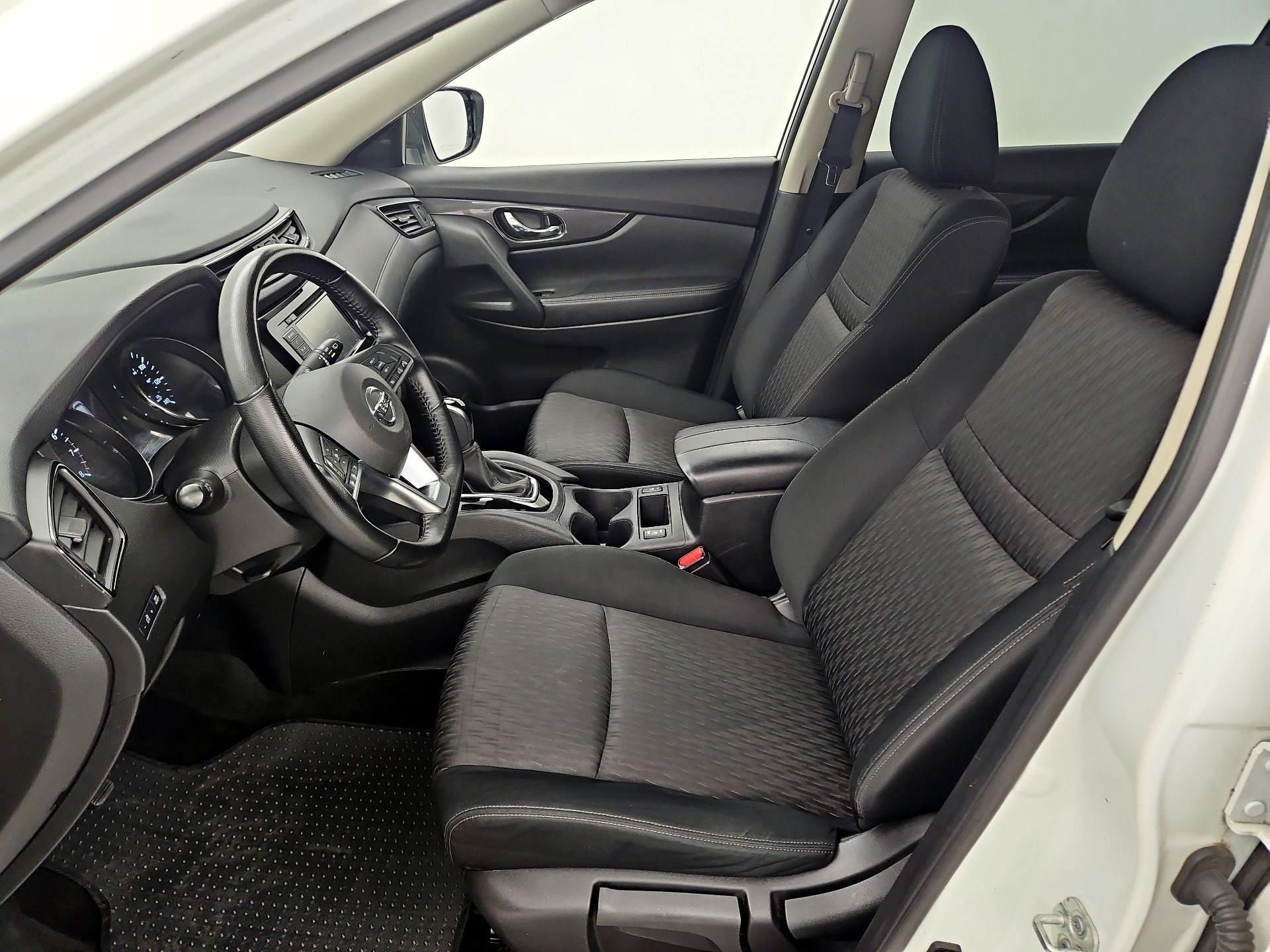 Thumbnail: 2020 Nissan Rogue - 11