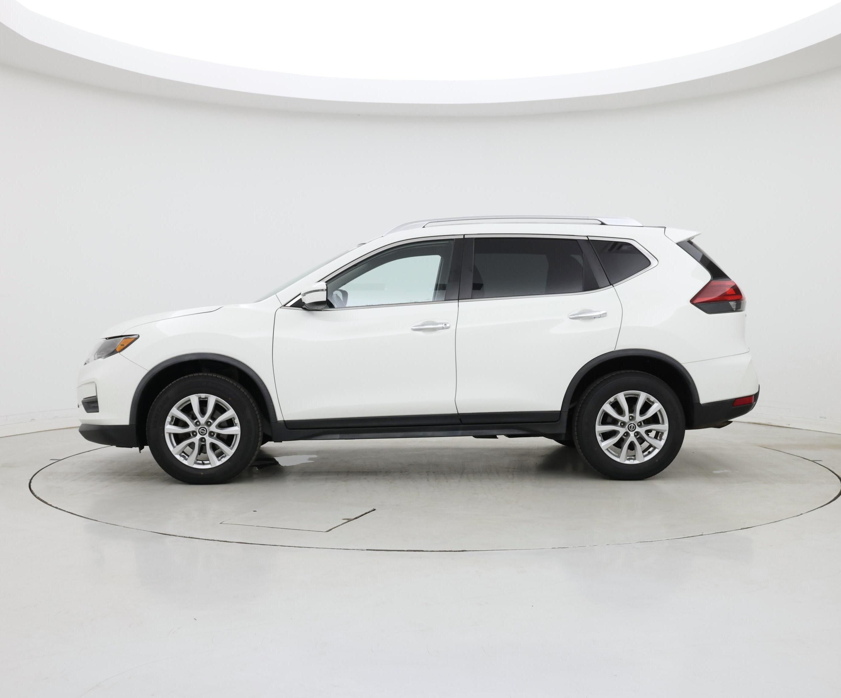 Thumbnail: 2020 Nissan Rogue - 3