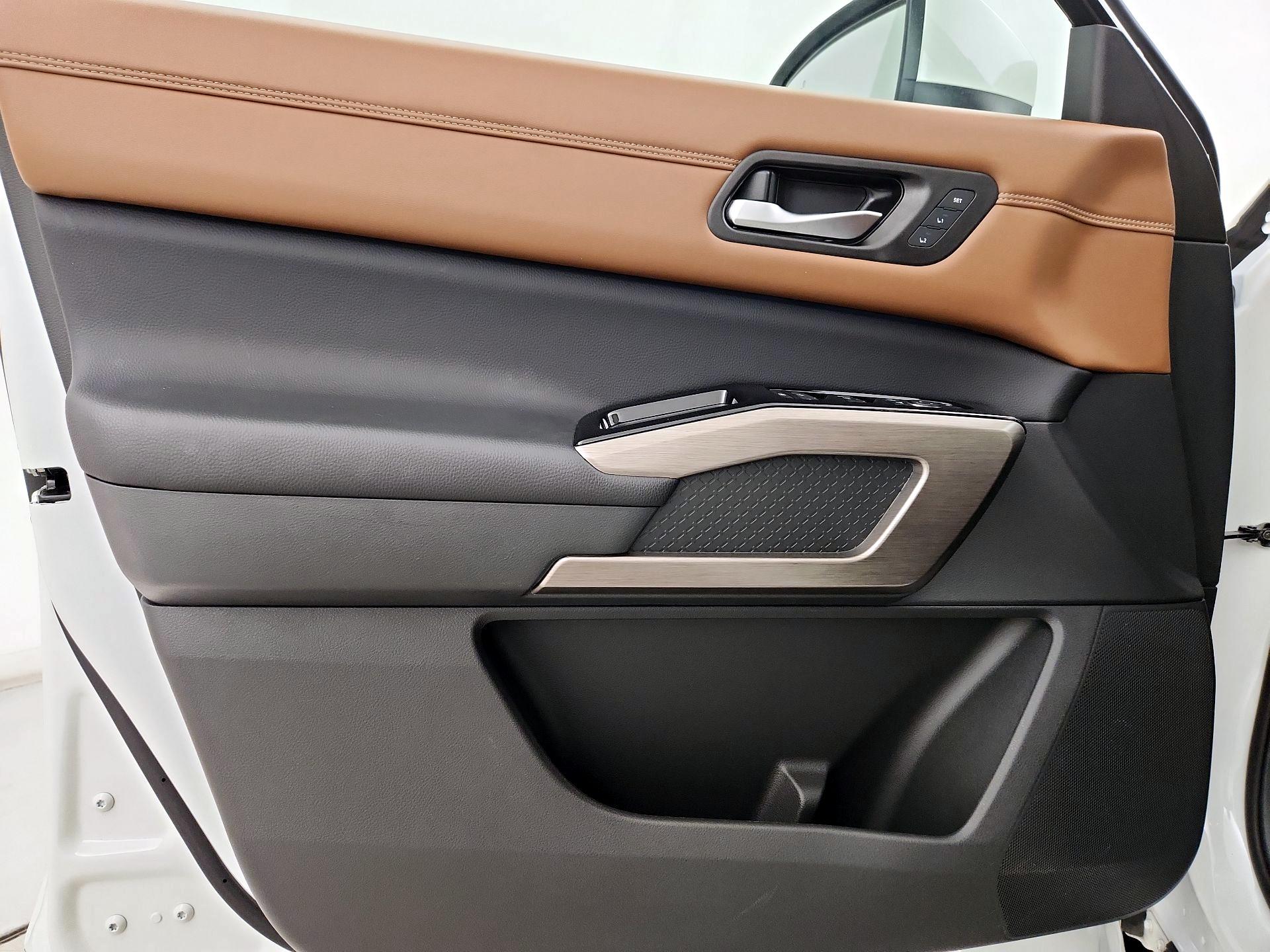 Thumbnail: 2024 Nissan Pathfinder - 12