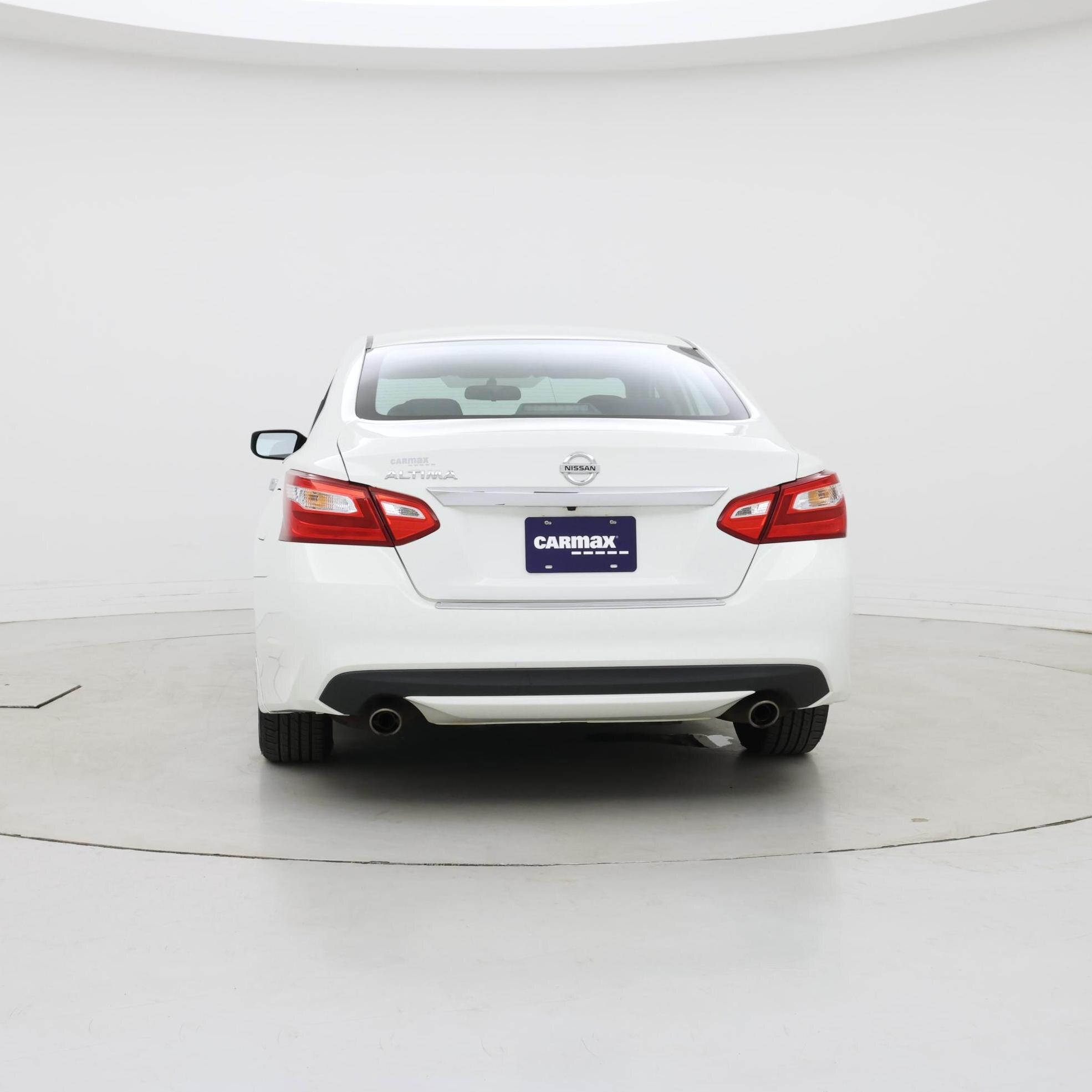 Thumbnail: 2016 Nissan Altima - 6