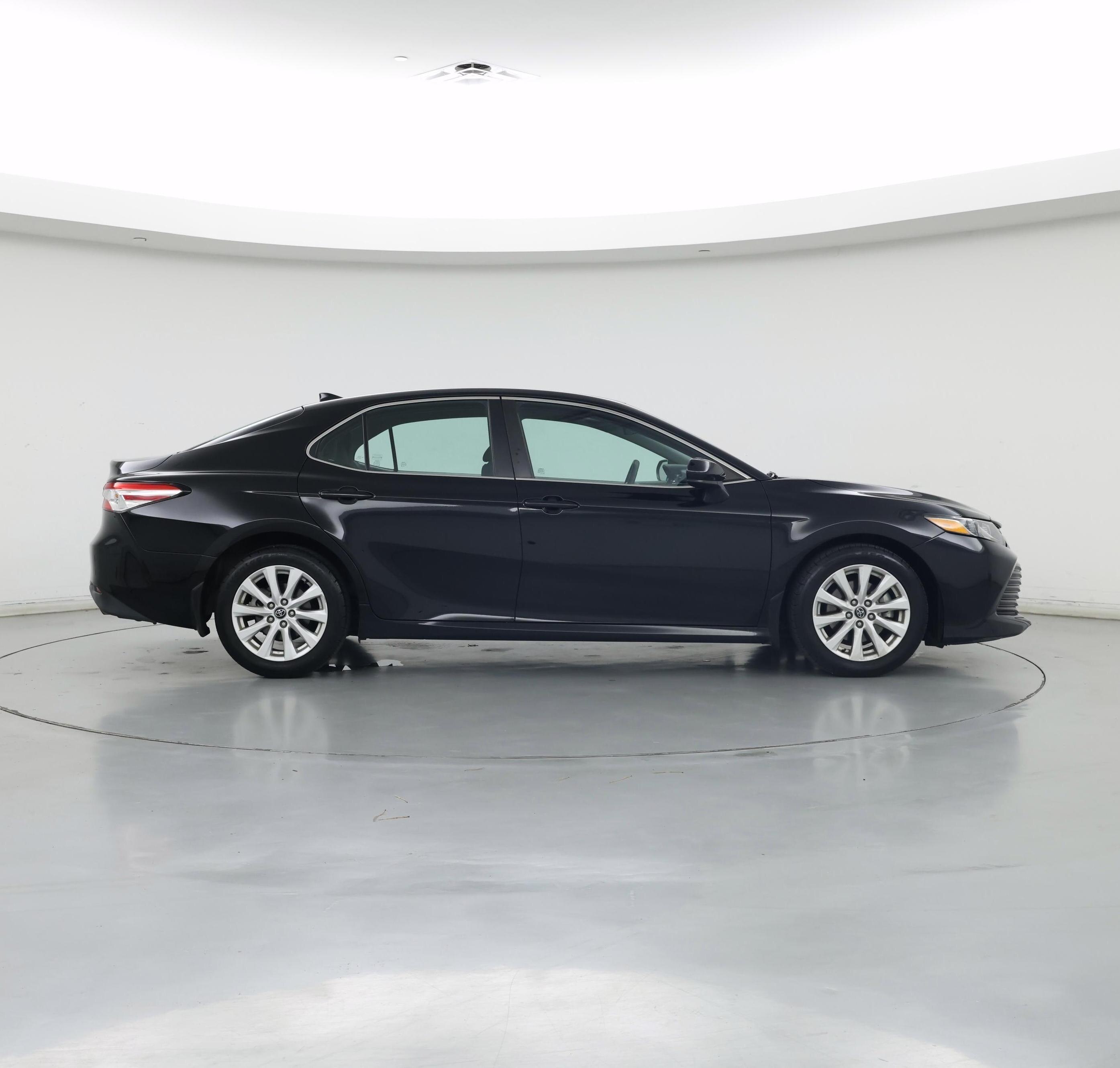 Thumbnail: 2020 Toyota Camry - 7