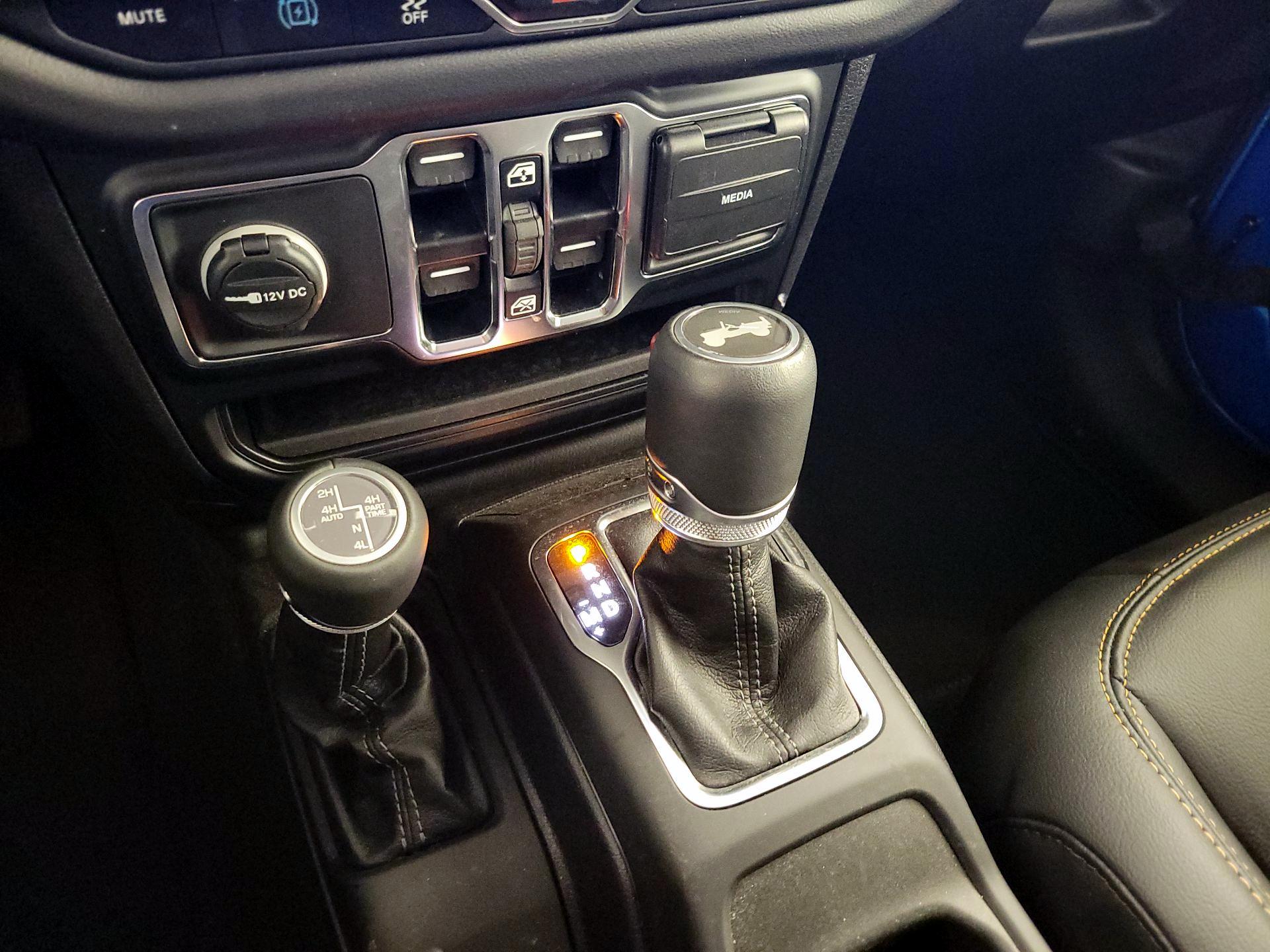 Thumbnail: 2024 Jeep Wrangler - 18