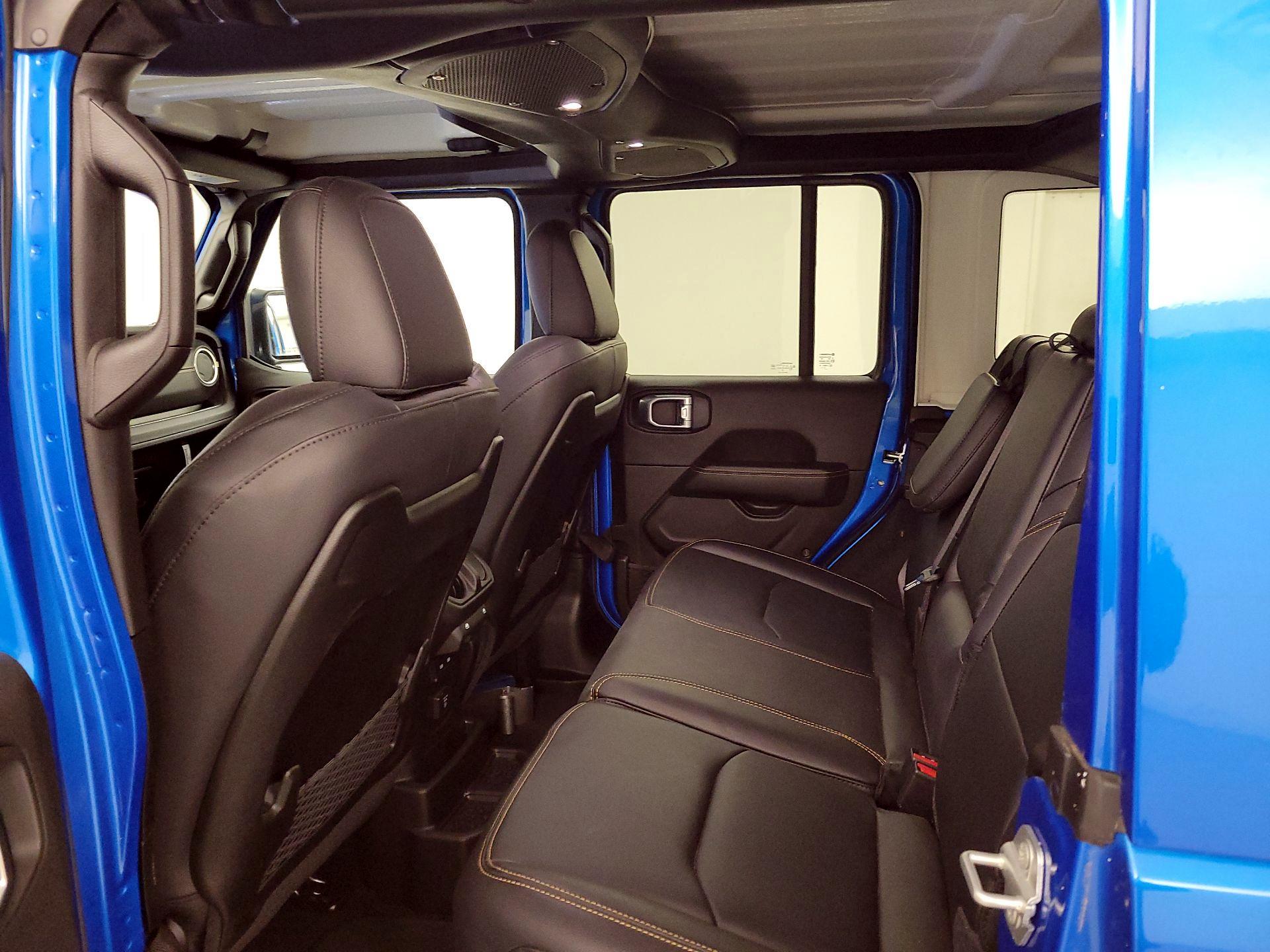 Thumbnail: 2024 Jeep Wrangler - 20