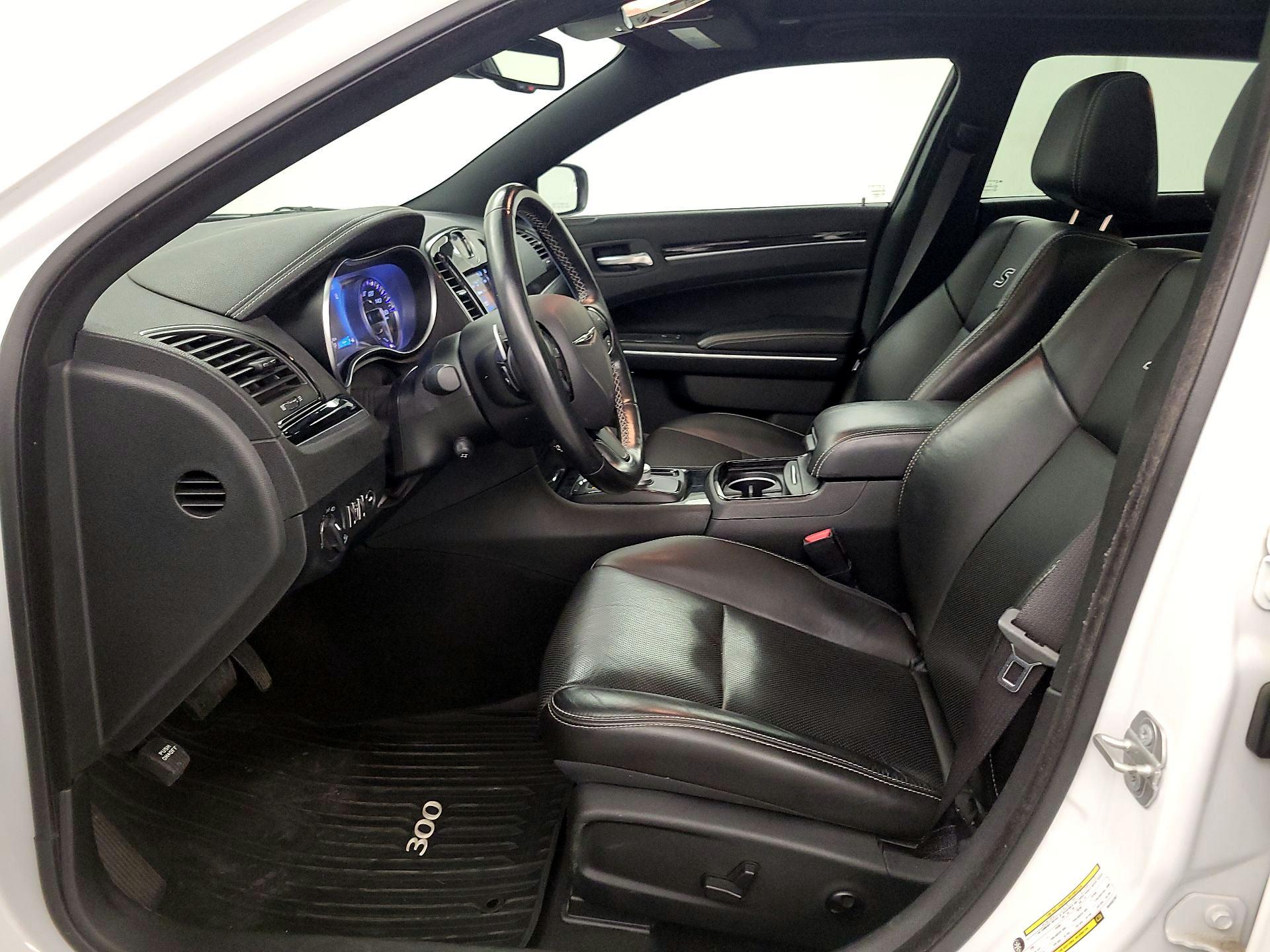 Thumbnail: 2021 Chrysler 300 - 11