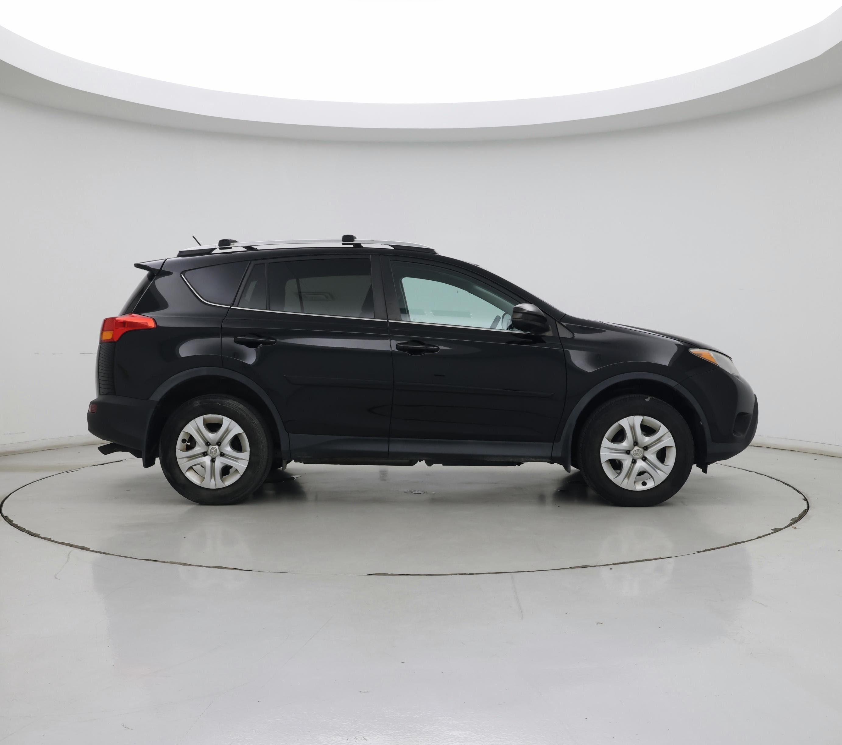 Thumbnail: 2015 Toyota RAV4 - 7