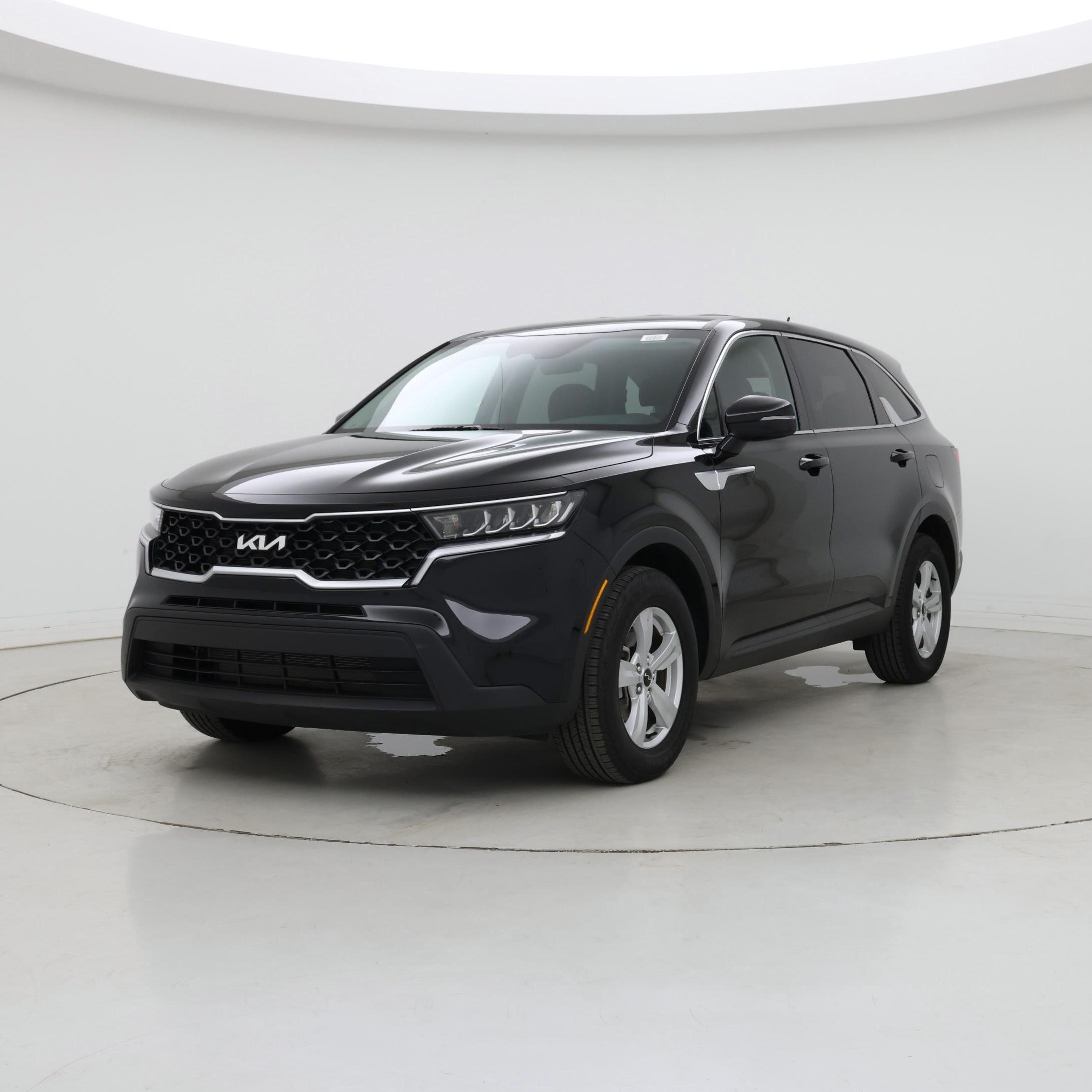 Thumbnail: 2023 Kia Sorento - 4