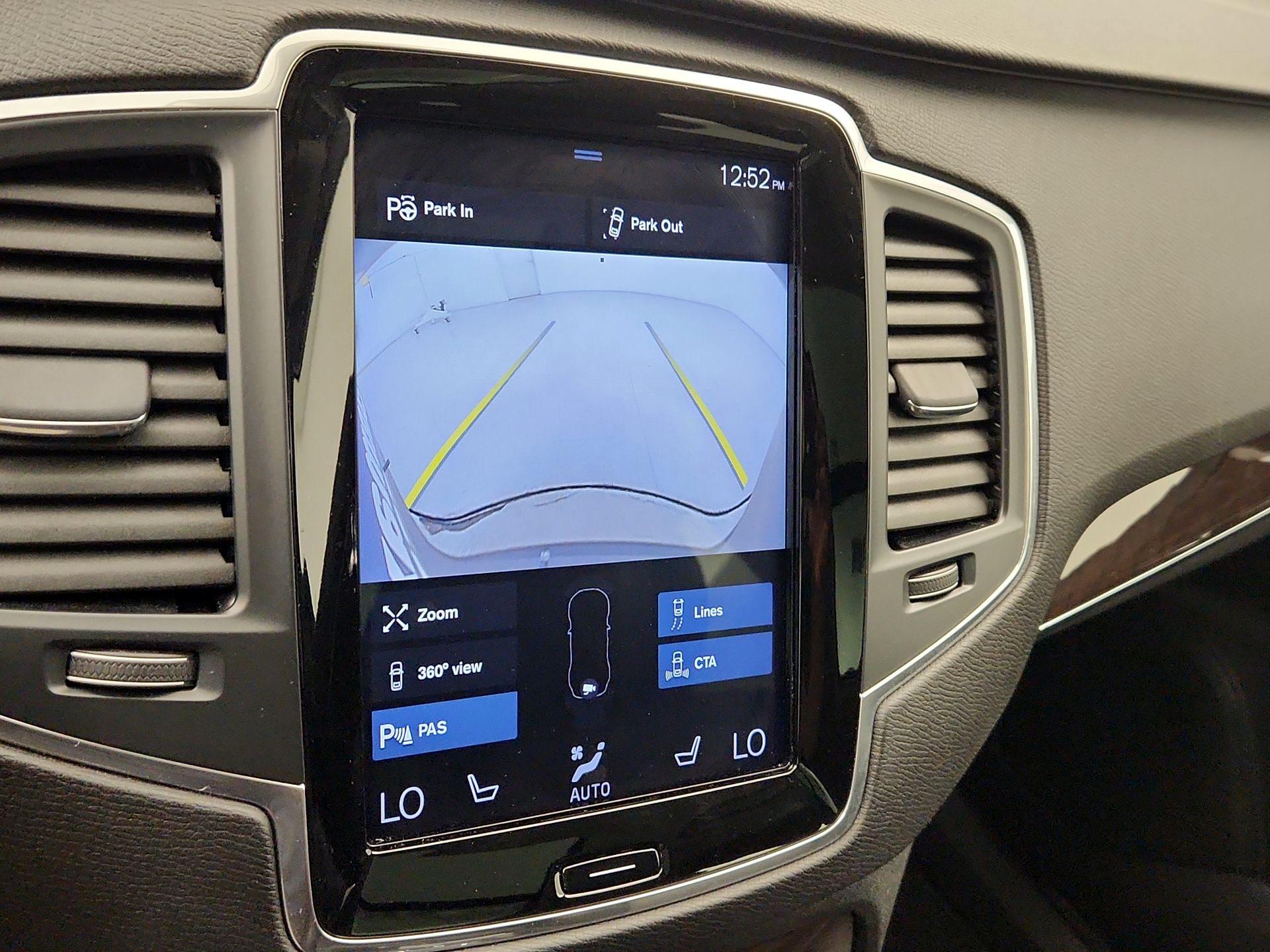 Thumbnail: 2019 Volvo XC90 - 15