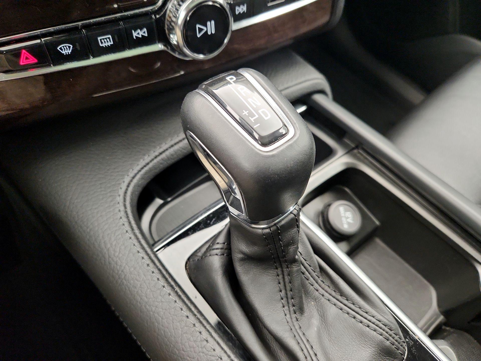 Thumbnail: 2019 Volvo XC90 - 18