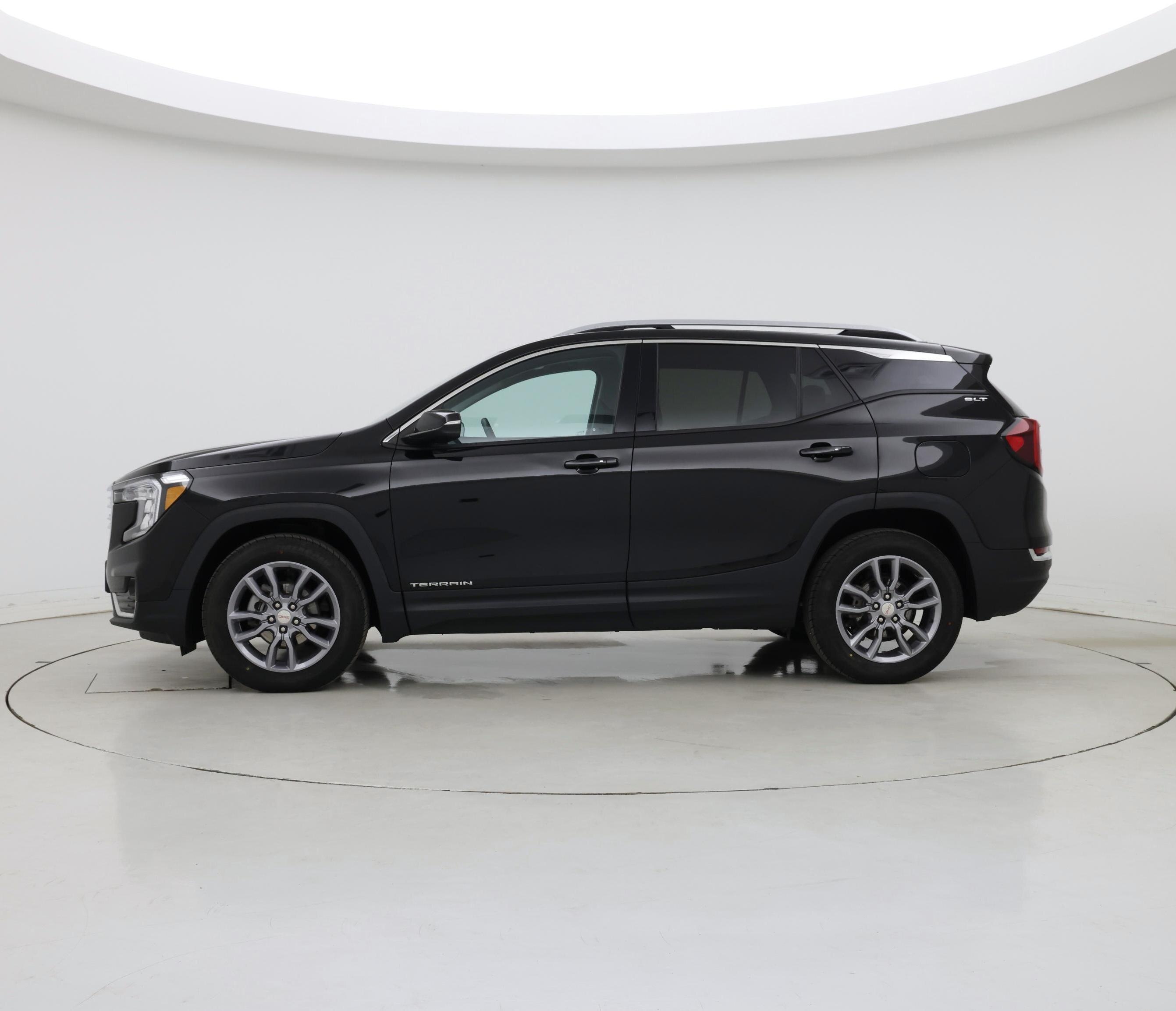 Thumbnail: 2022 GMC Terrain - 3