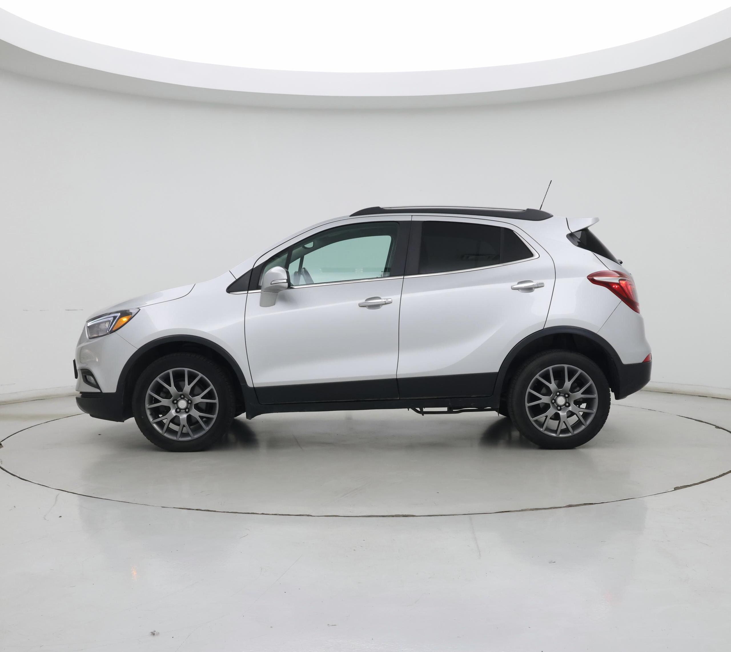 Thumbnail: 2019 Buick Encore - 3