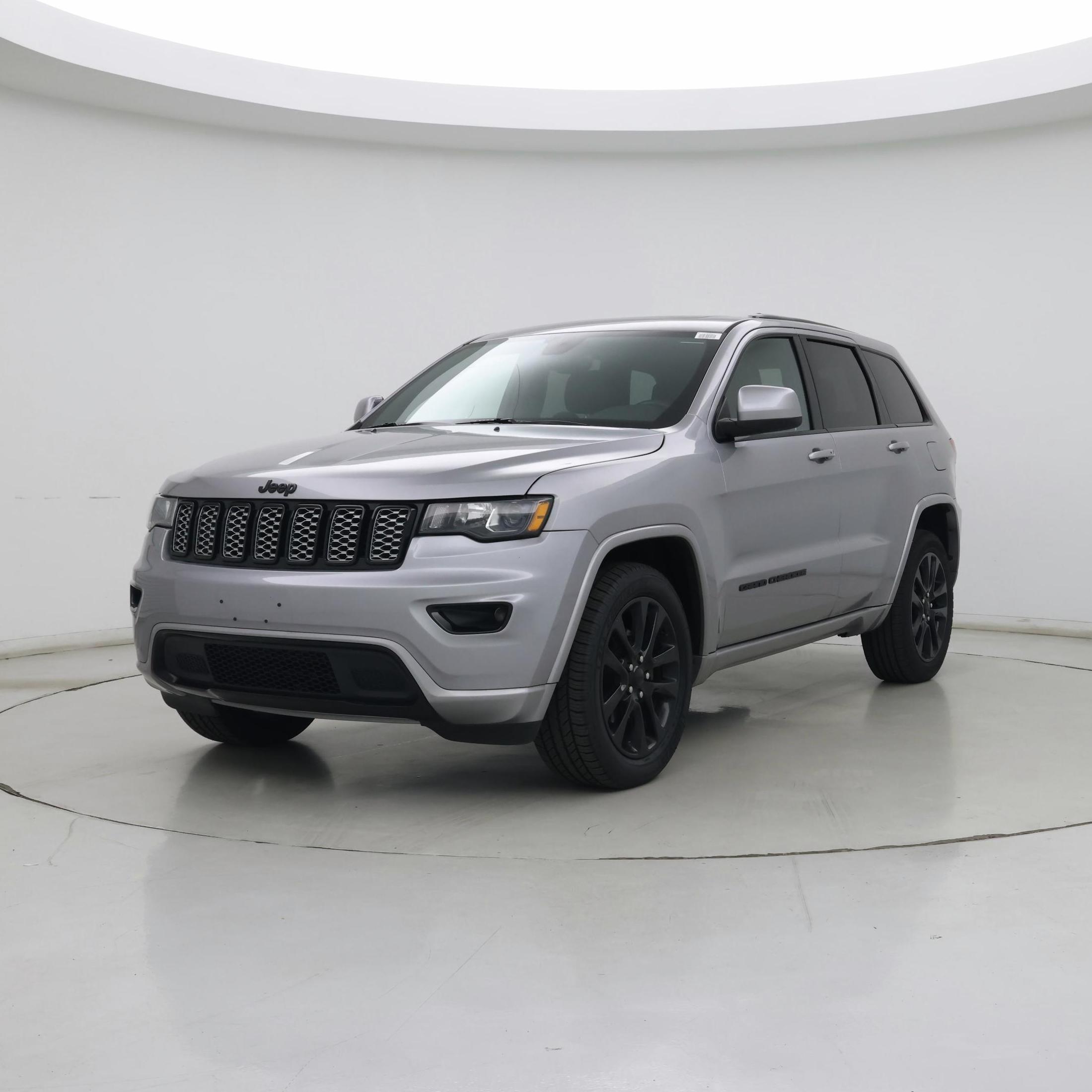 Thumbnail: 2018 Jeep Grand Cherokee - 4