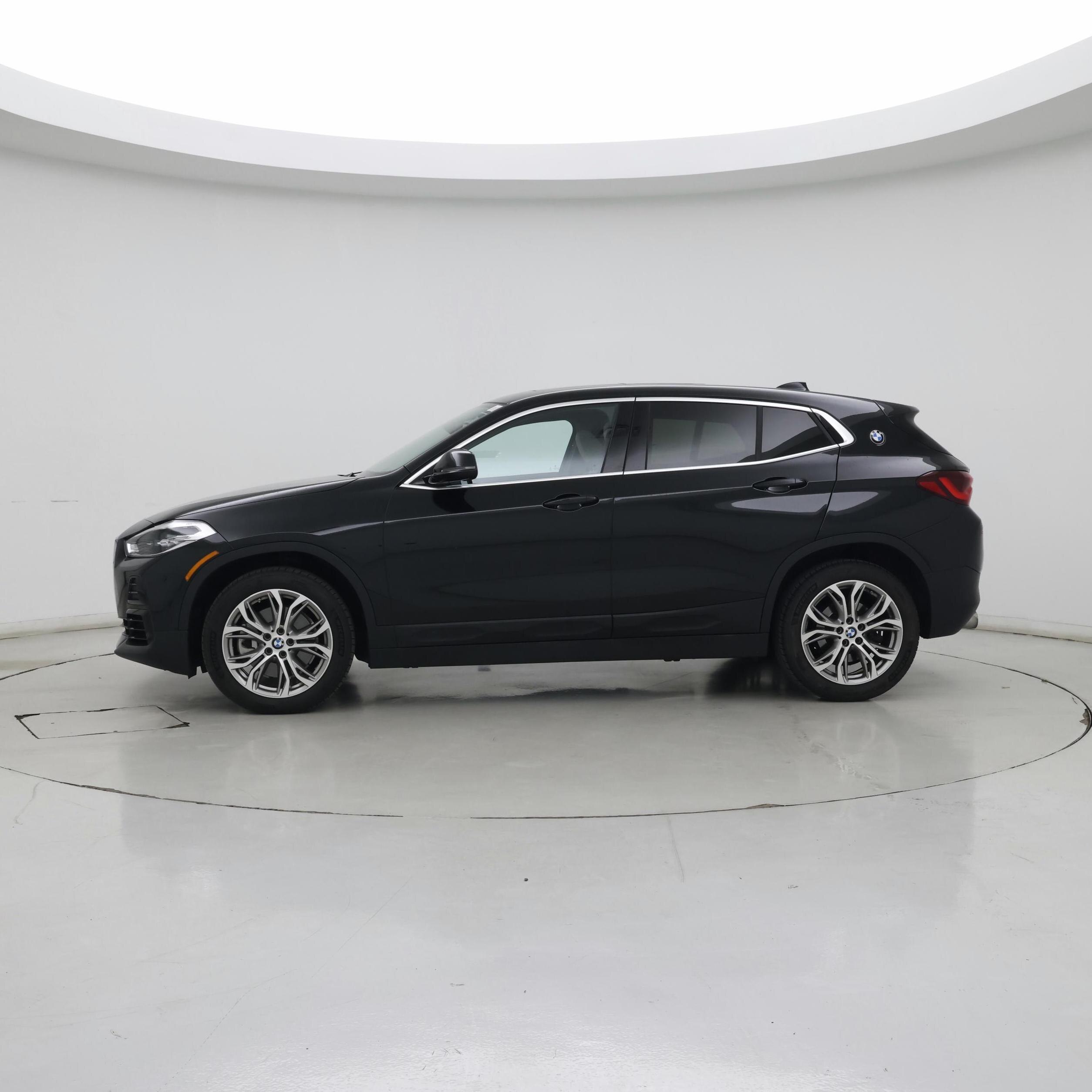 Thumbnail: 2022 BMW X2 - 3