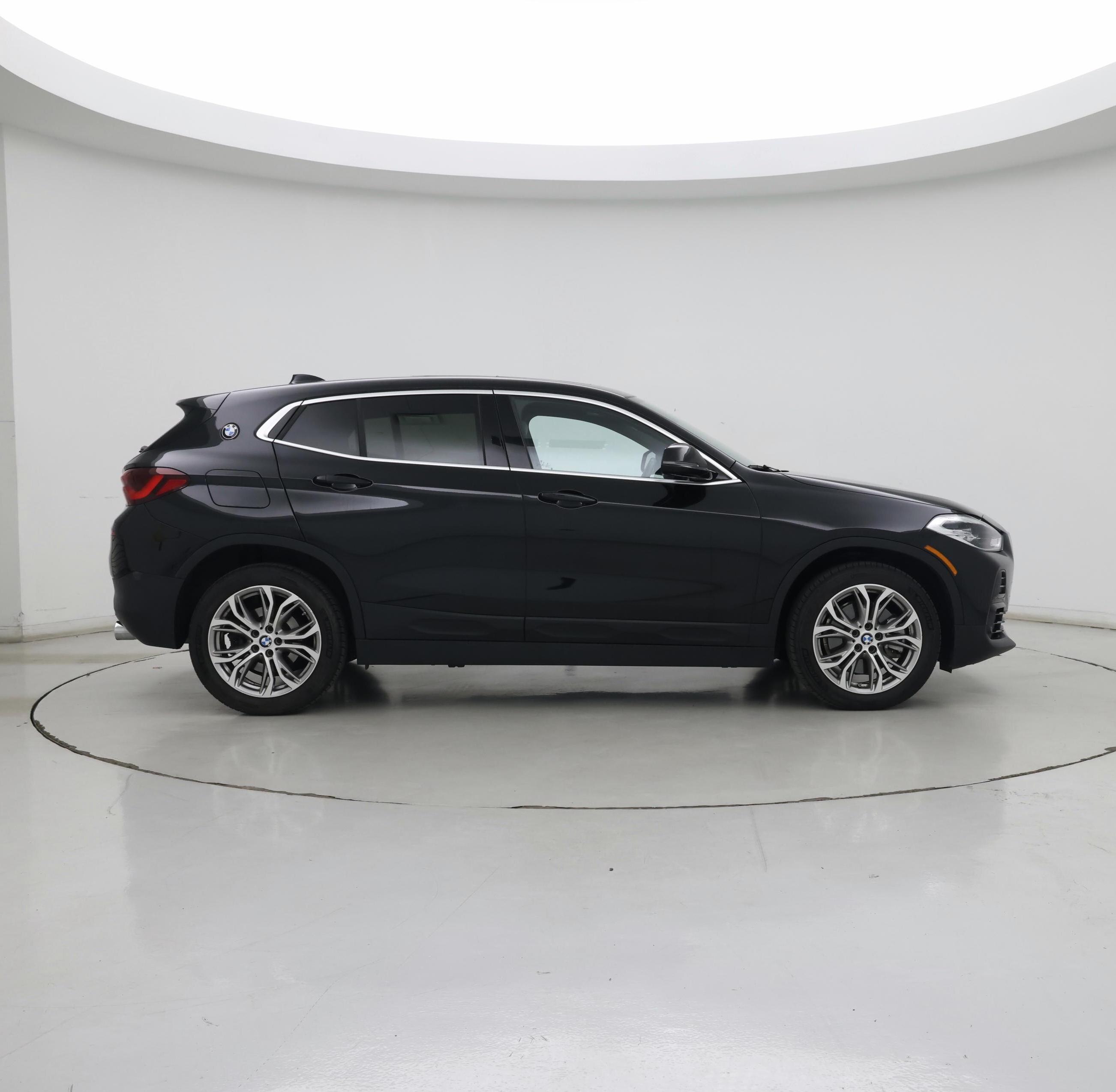 Thumbnail: 2022 BMW X2 - 7