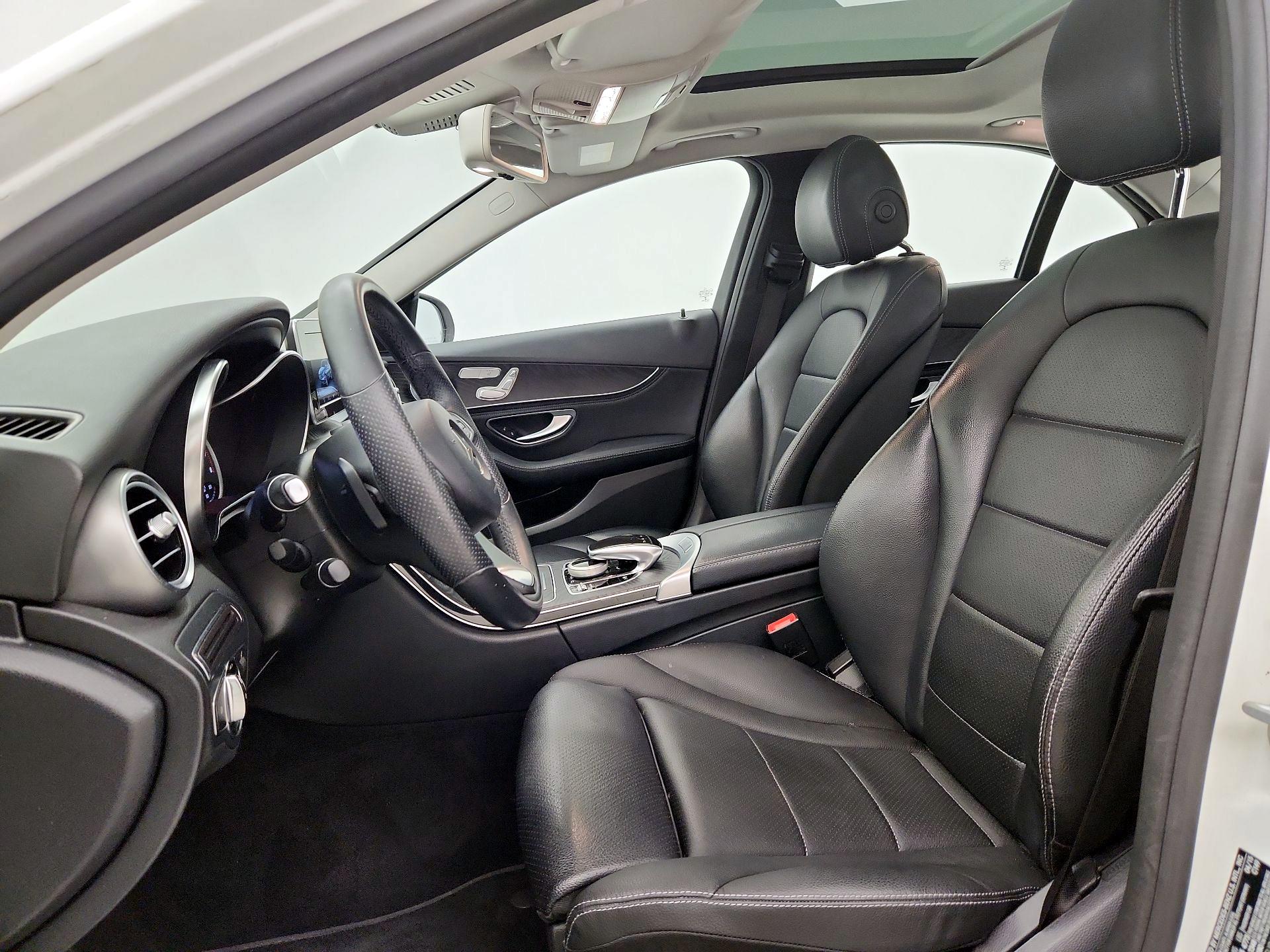 Thumbnail: 2015 Mercedes-Benz C-Class - 11