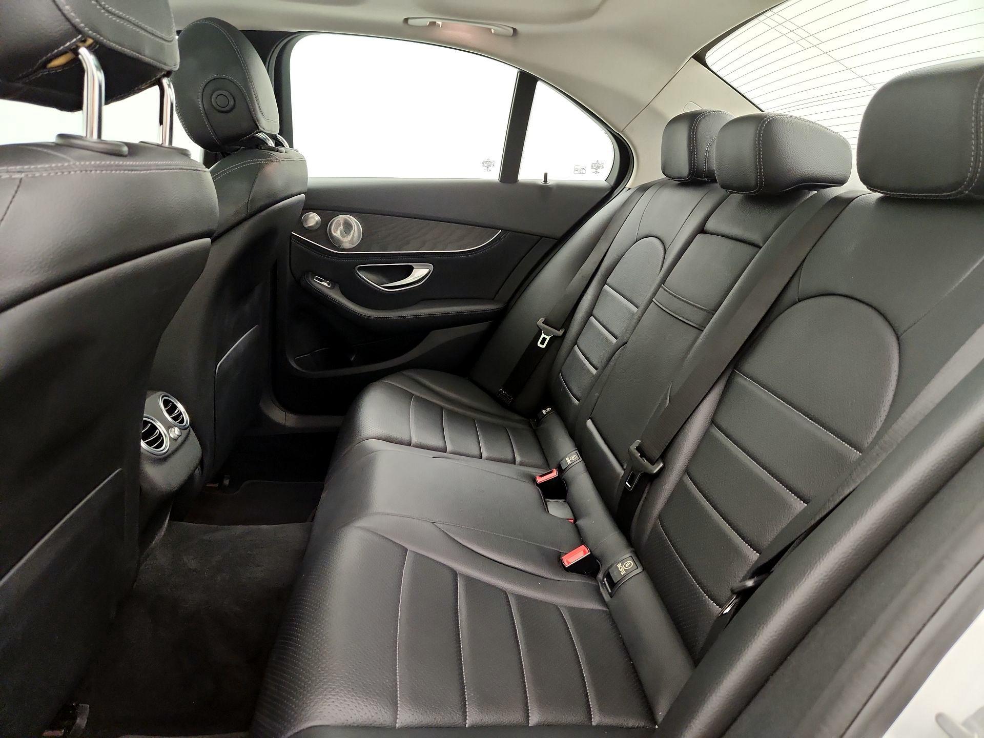 Thumbnail: 2015 Mercedes-Benz C-Class - 19