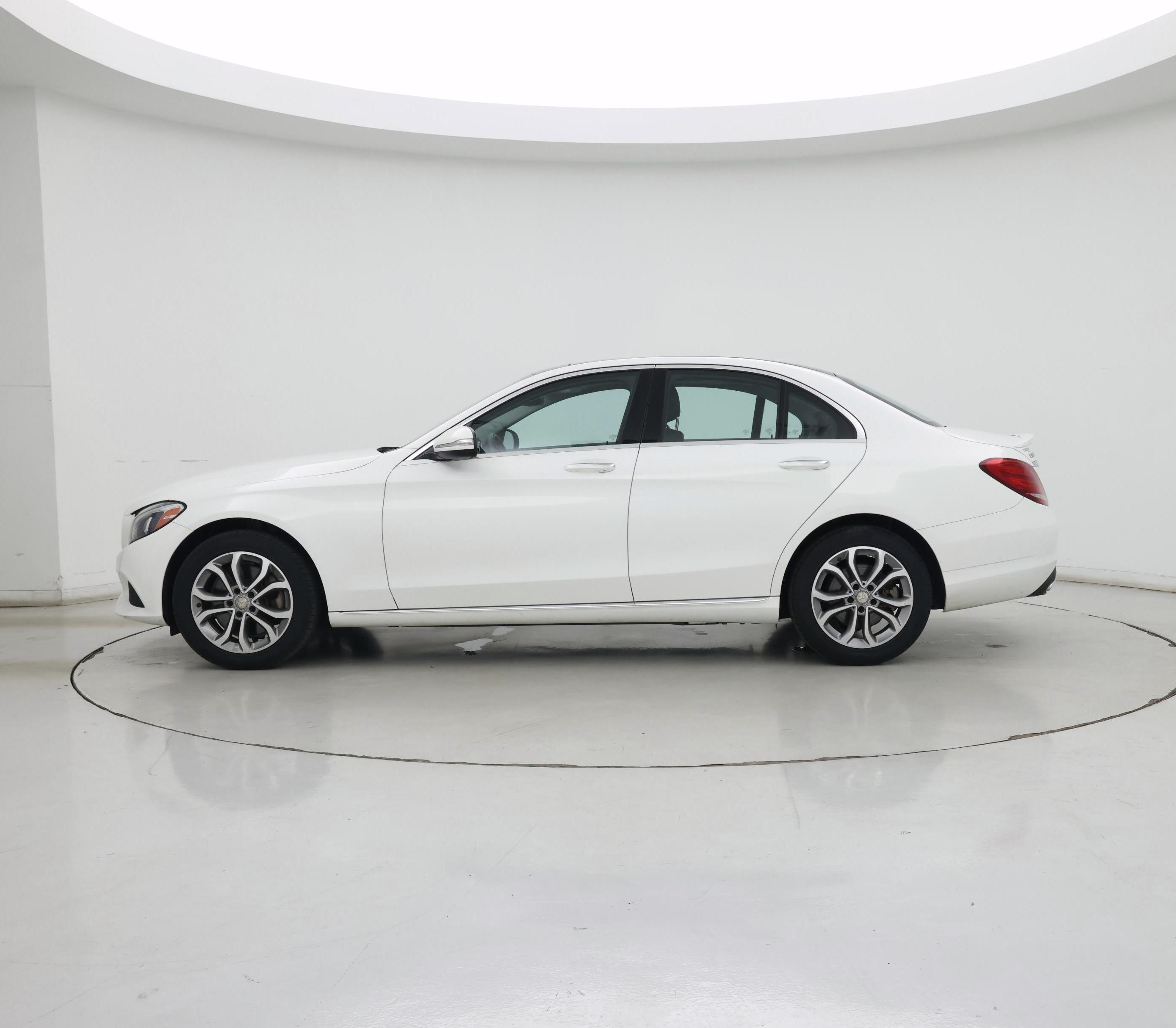 Thumbnail: 2015 Mercedes-Benz C-Class - 3