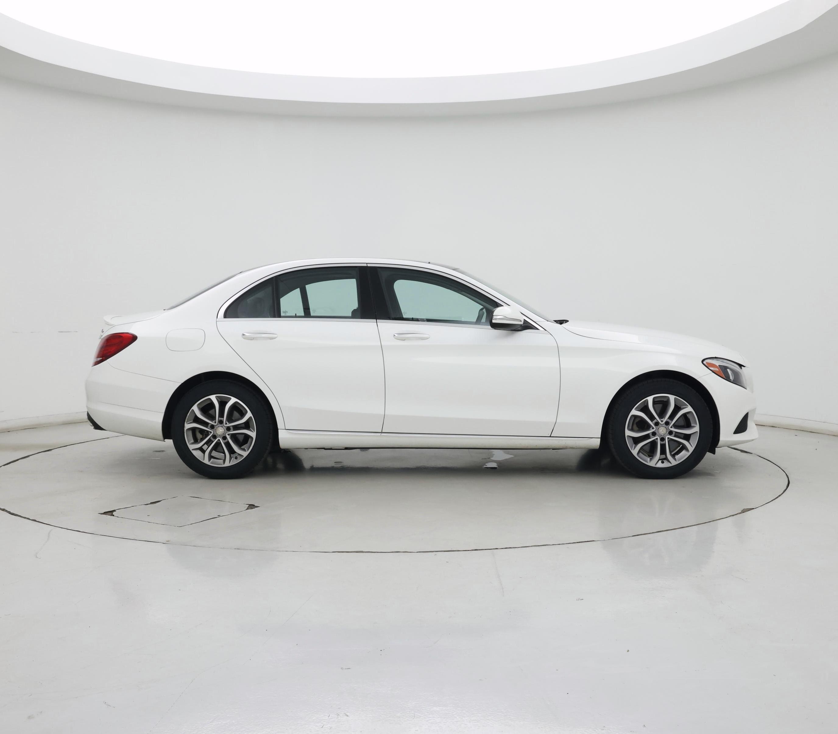 Thumbnail: 2015 Mercedes-Benz C-Class - 7