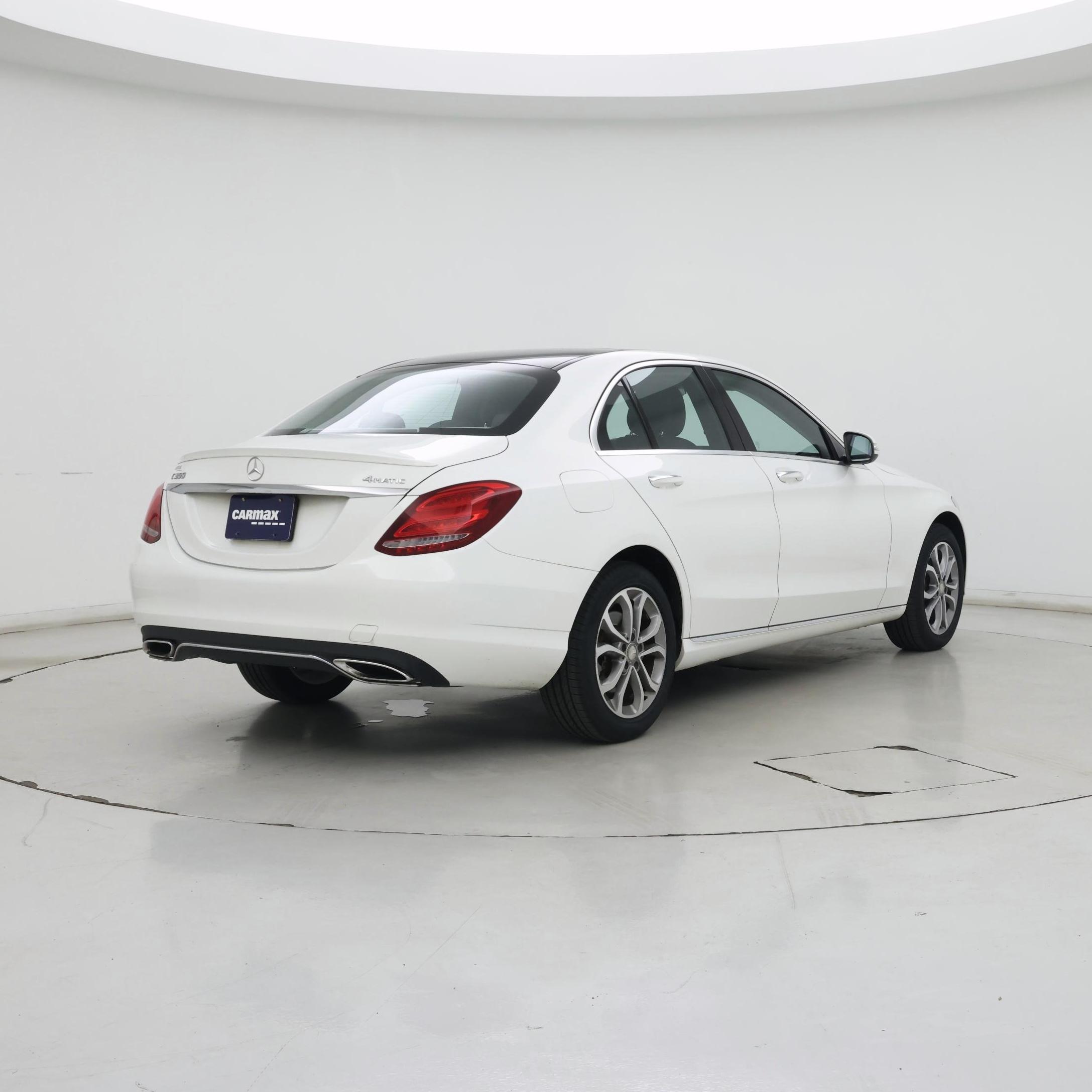 Thumbnail: 2015 Mercedes-Benz C-Class - 8