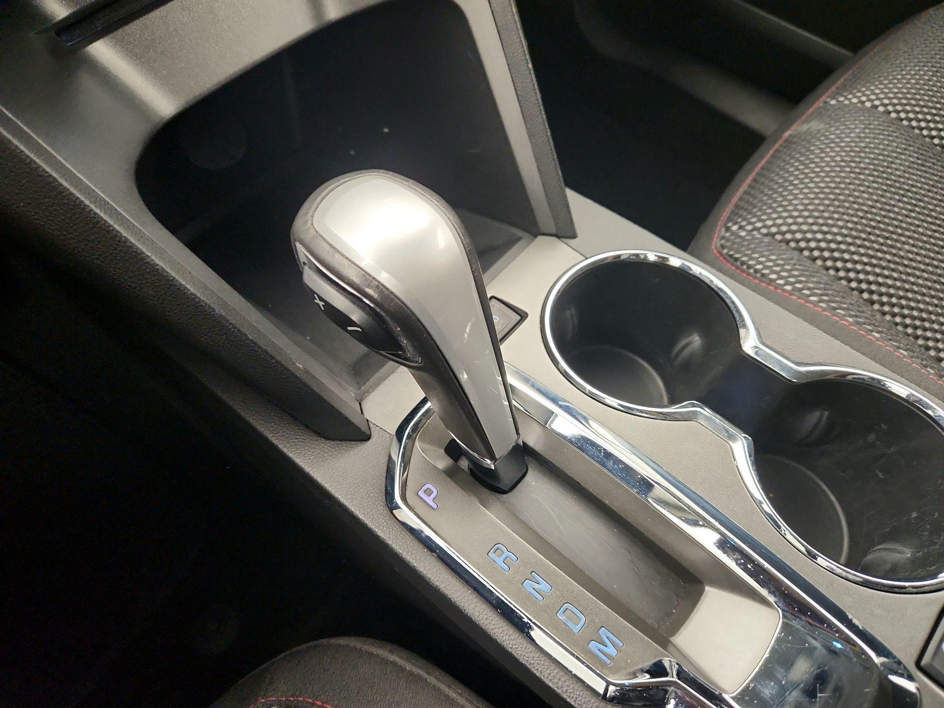 Thumbnail: 2015 Chevrolet Equinox - 17
