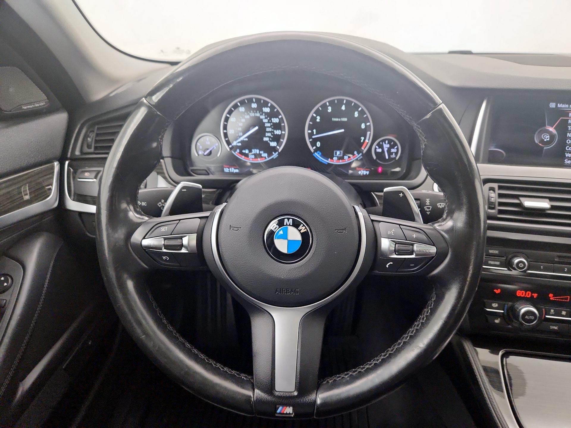 Thumbnail: 2016 BMW 5 Series - 10