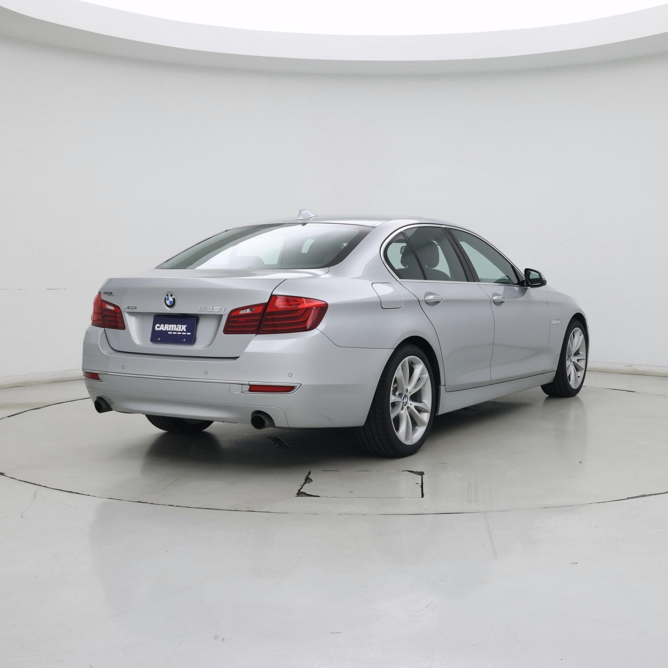 Thumbnail: 2016 BMW 5 Series - 8