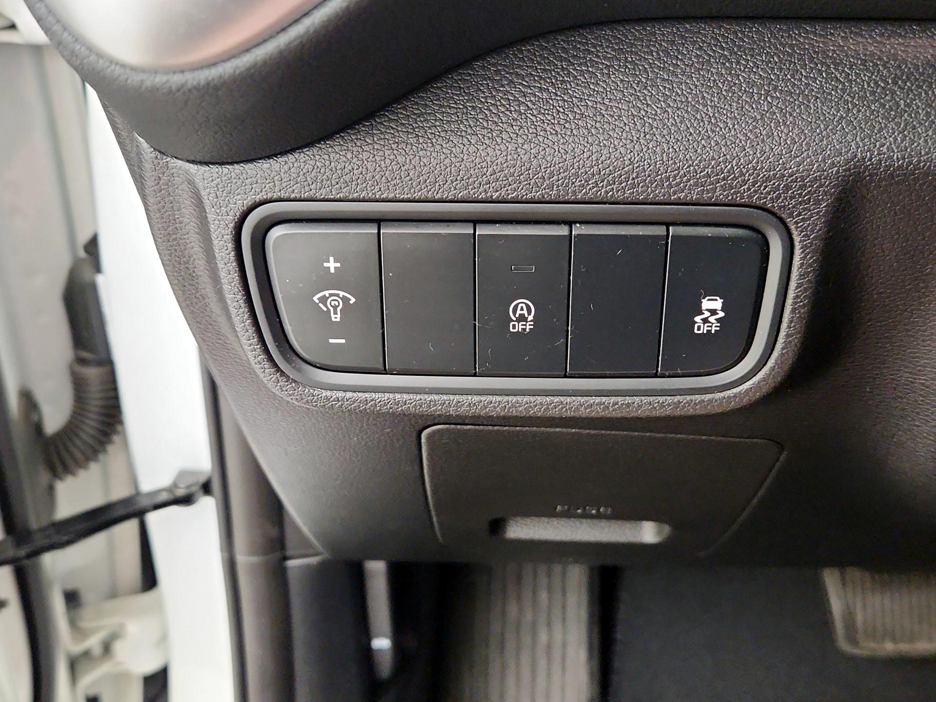 Thumbnail: 2021 Kia Soul - 13