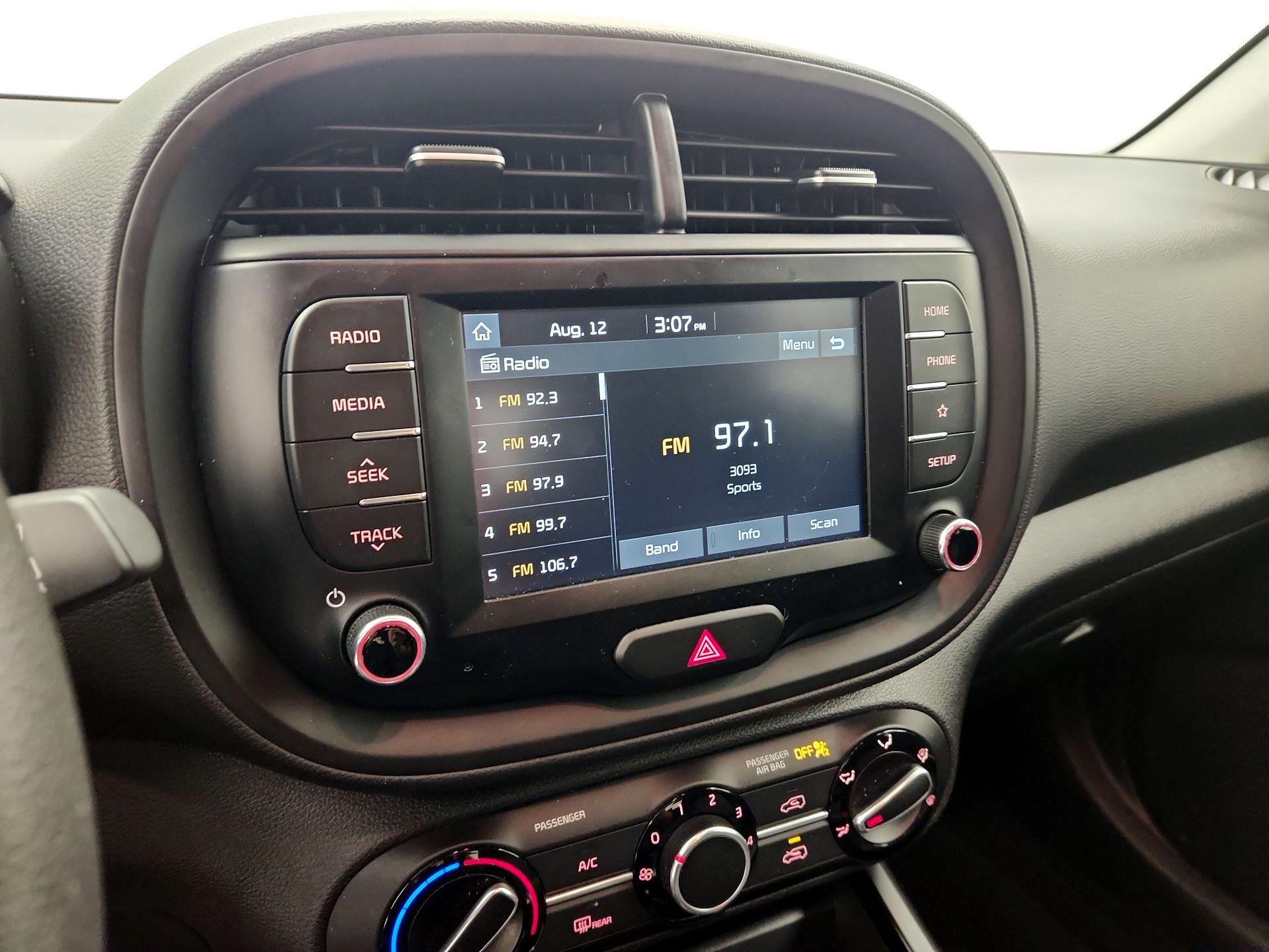 Thumbnail: 2021 Kia Soul - 15