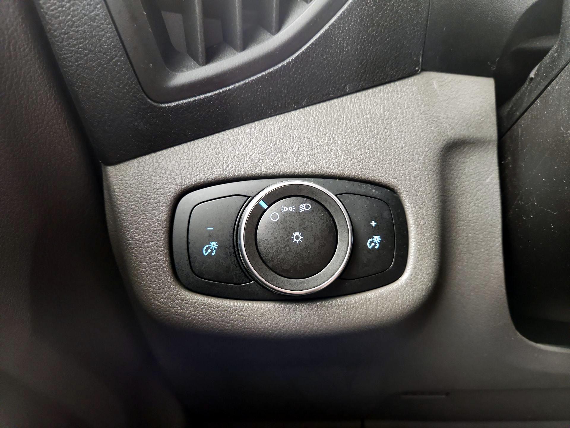 Thumbnail: 2019 Ford Transit Series - 13