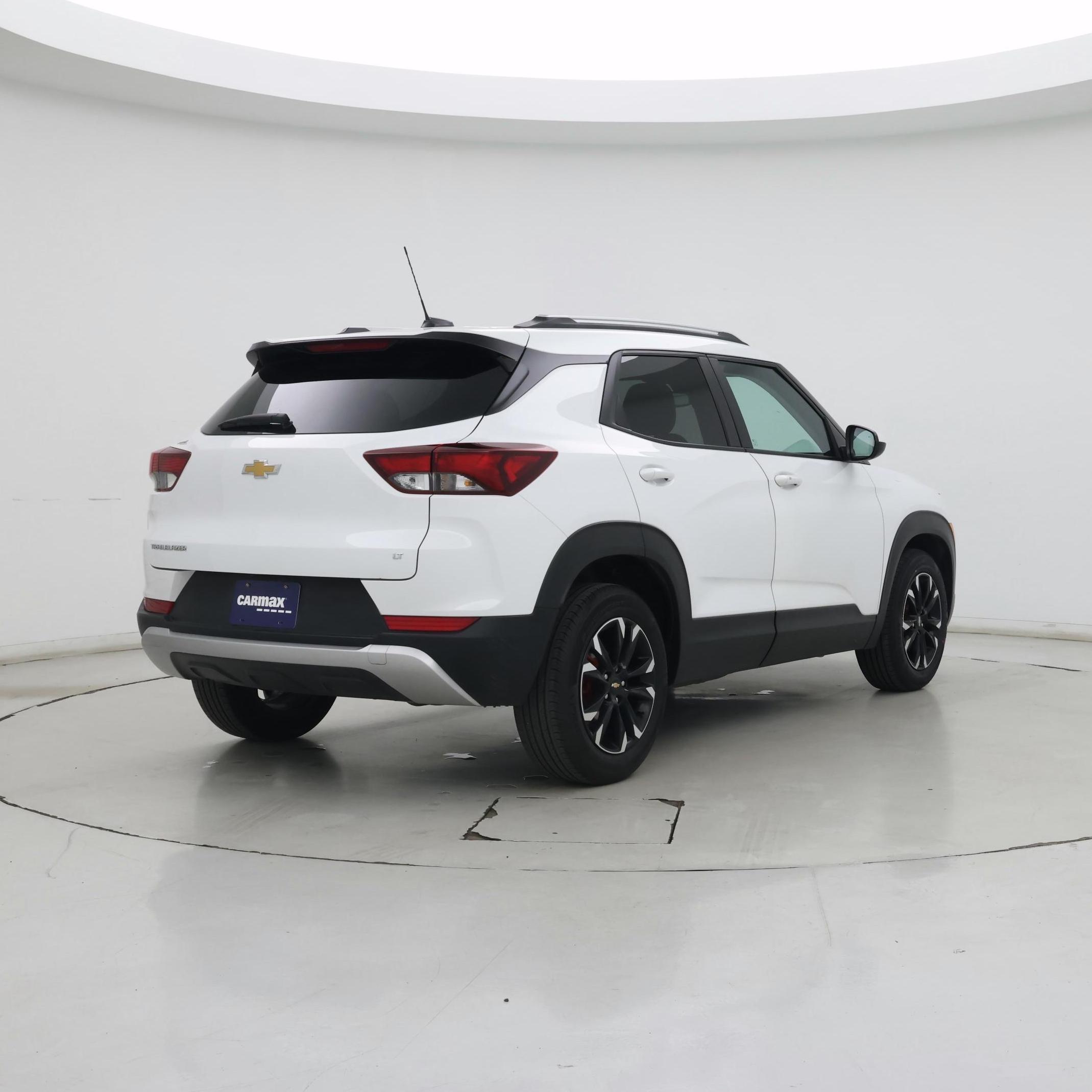 Thumbnail: 2023 Chevrolet TrailBlazer - 8