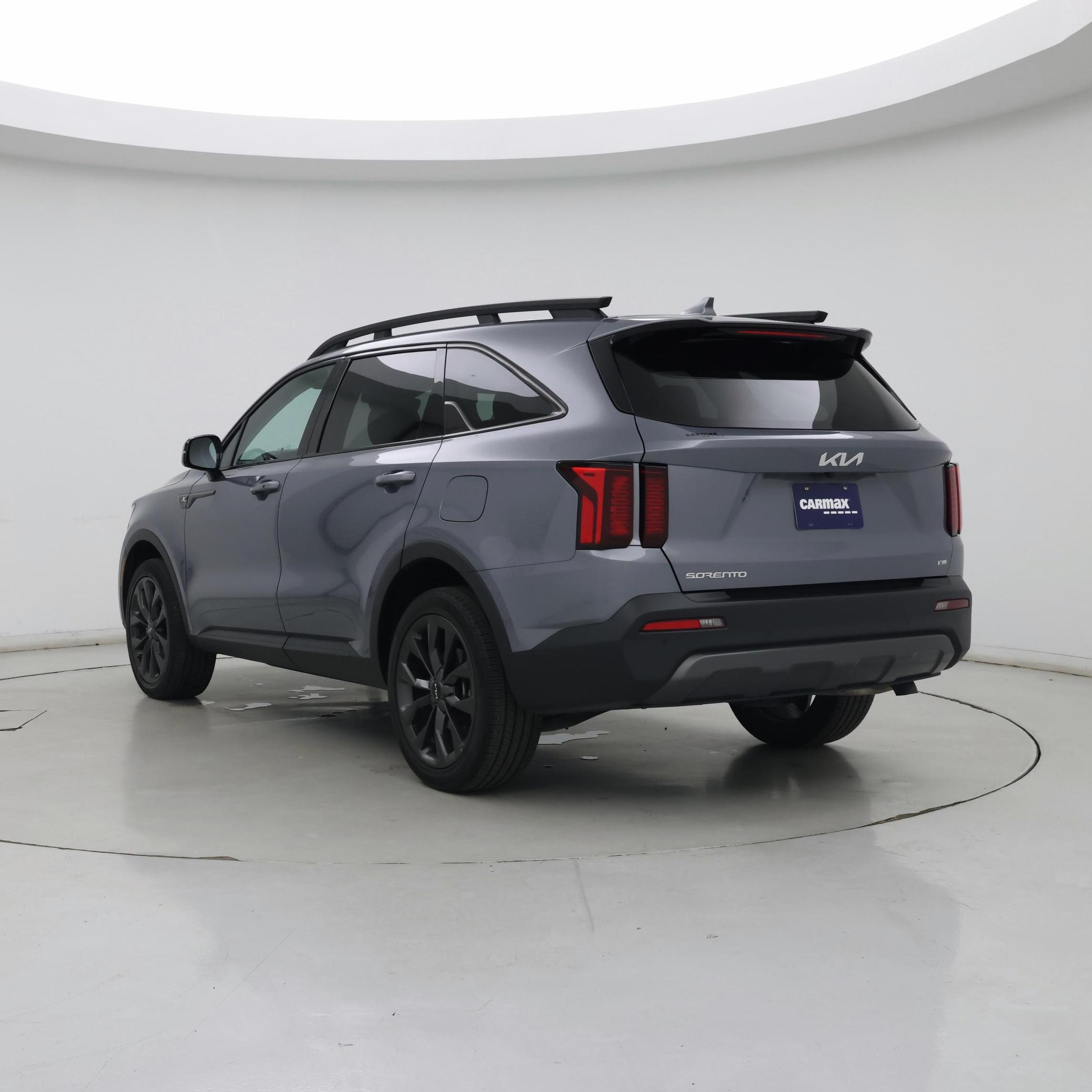 Thumbnail: 2023 Kia Sorento - 2