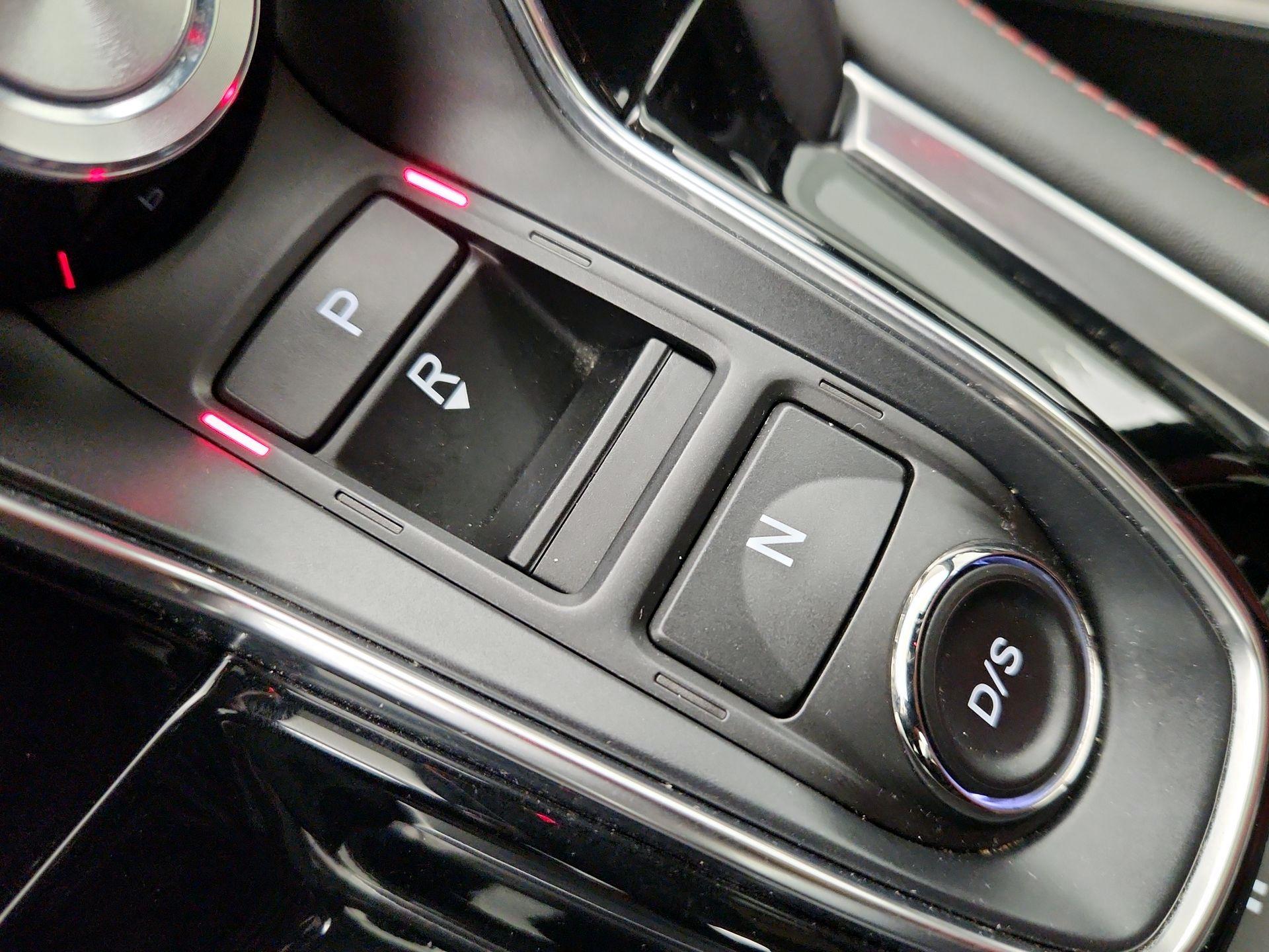 Thumbnail: 2021 Acura RDX - 18