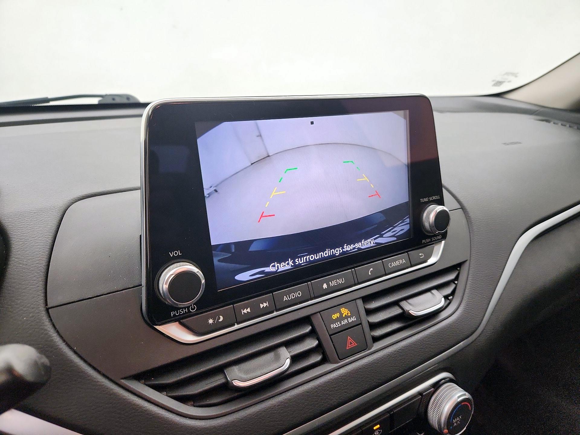 Thumbnail: 2020 Nissan Altima - 14