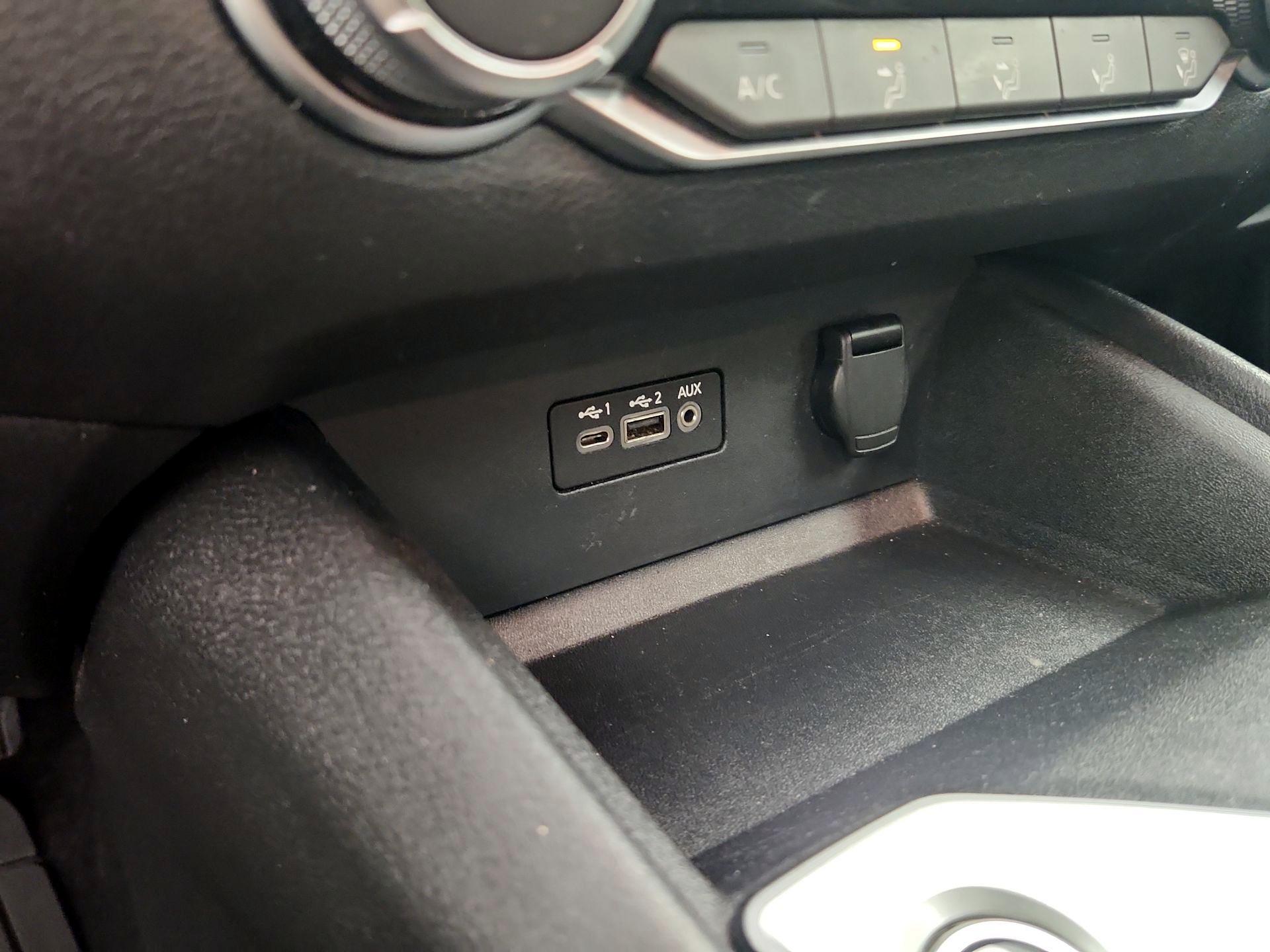 Thumbnail: 2020 Nissan Altima - 18