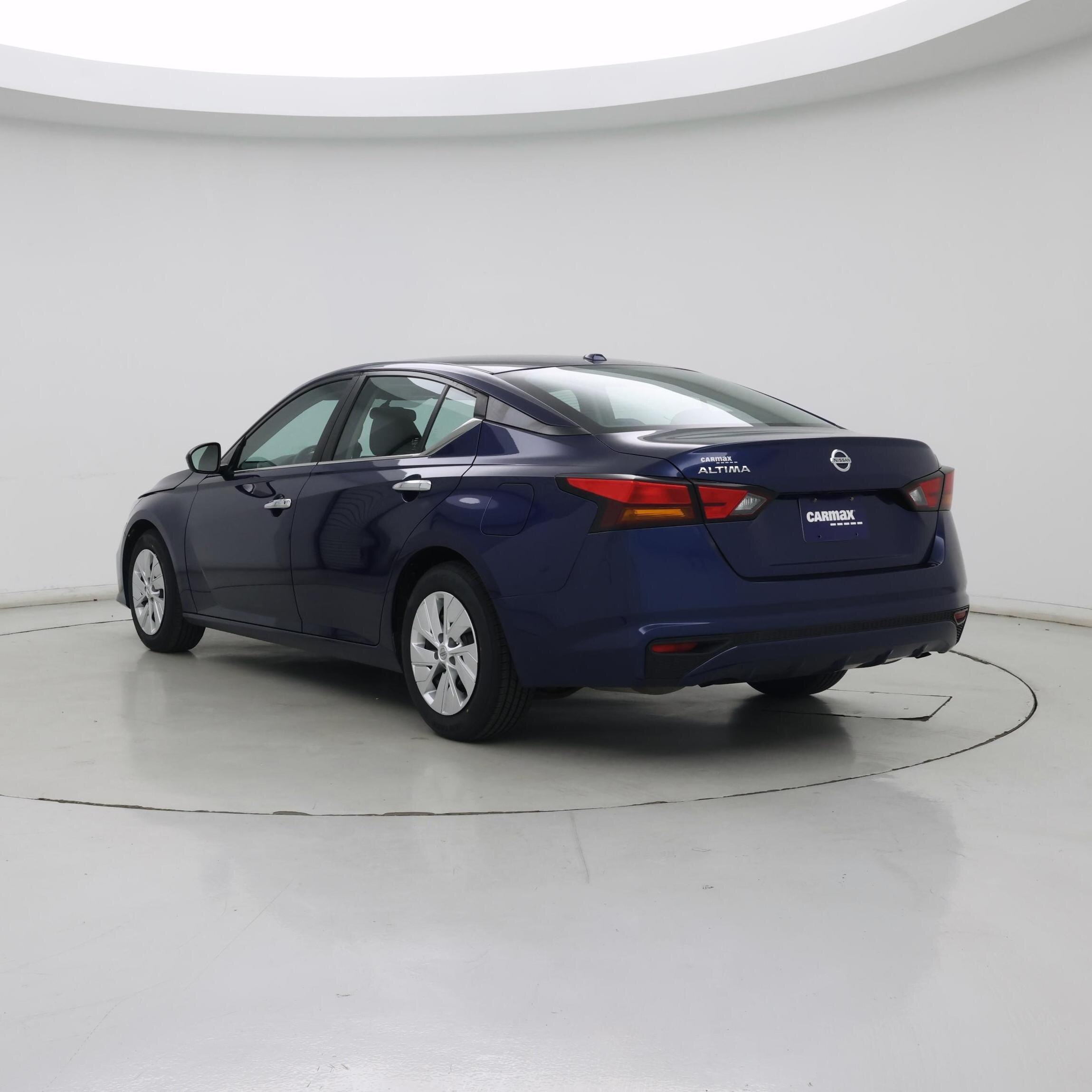 Thumbnail: 2020 Nissan Altima - 2