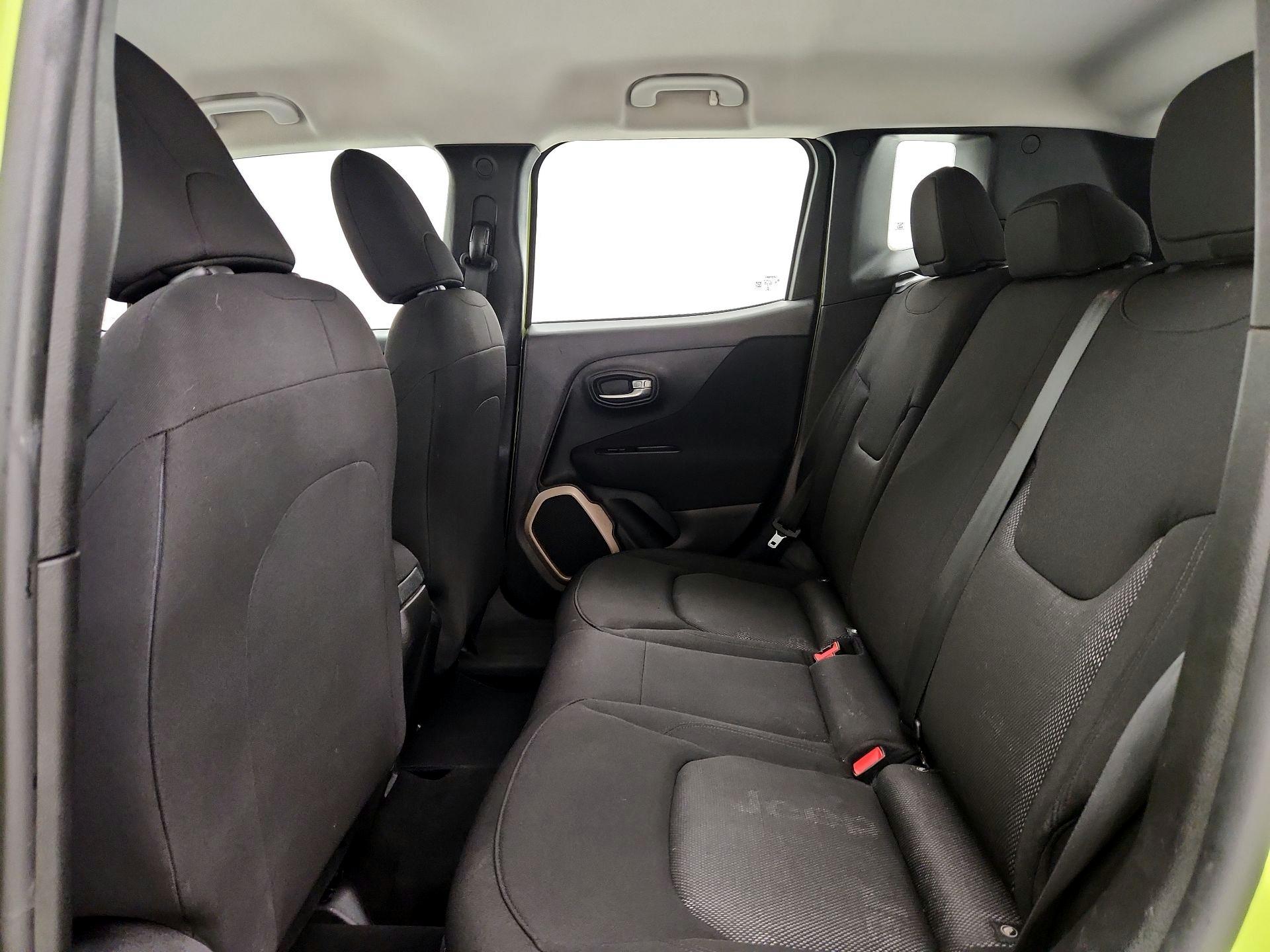 Thumbnail: 2017 Jeep Renegade - 18